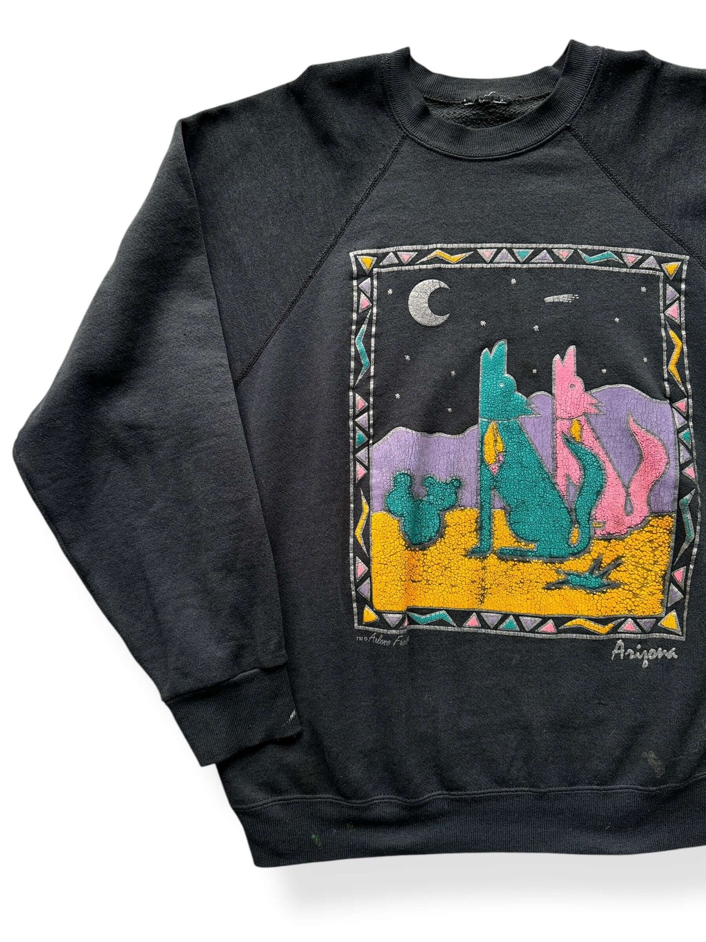 Front Right of Vintage Arizona Wolf Art Crewneck SZ XL