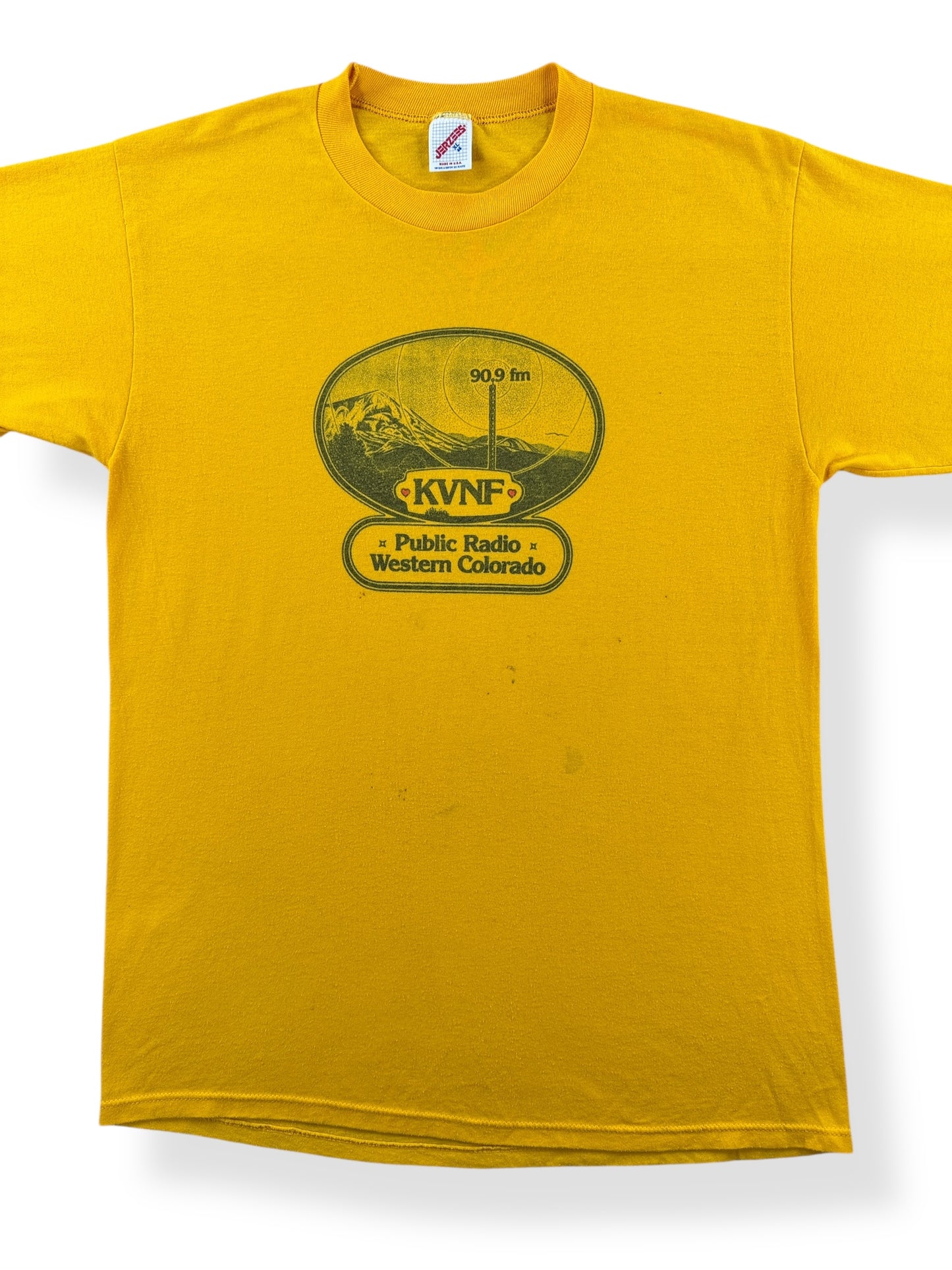 Front Close Up of Vintage KVNF Public Radio Tee SZ L