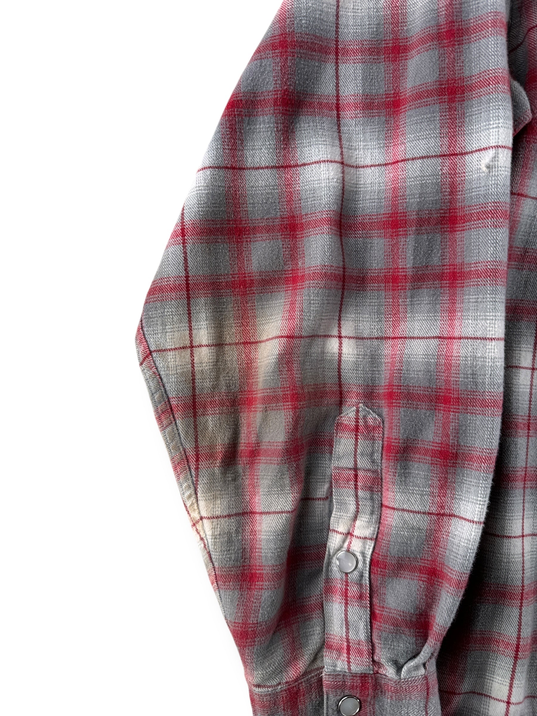 Sleeve on Filson Green Label Cotton Flannel Pearl Snap SZ M