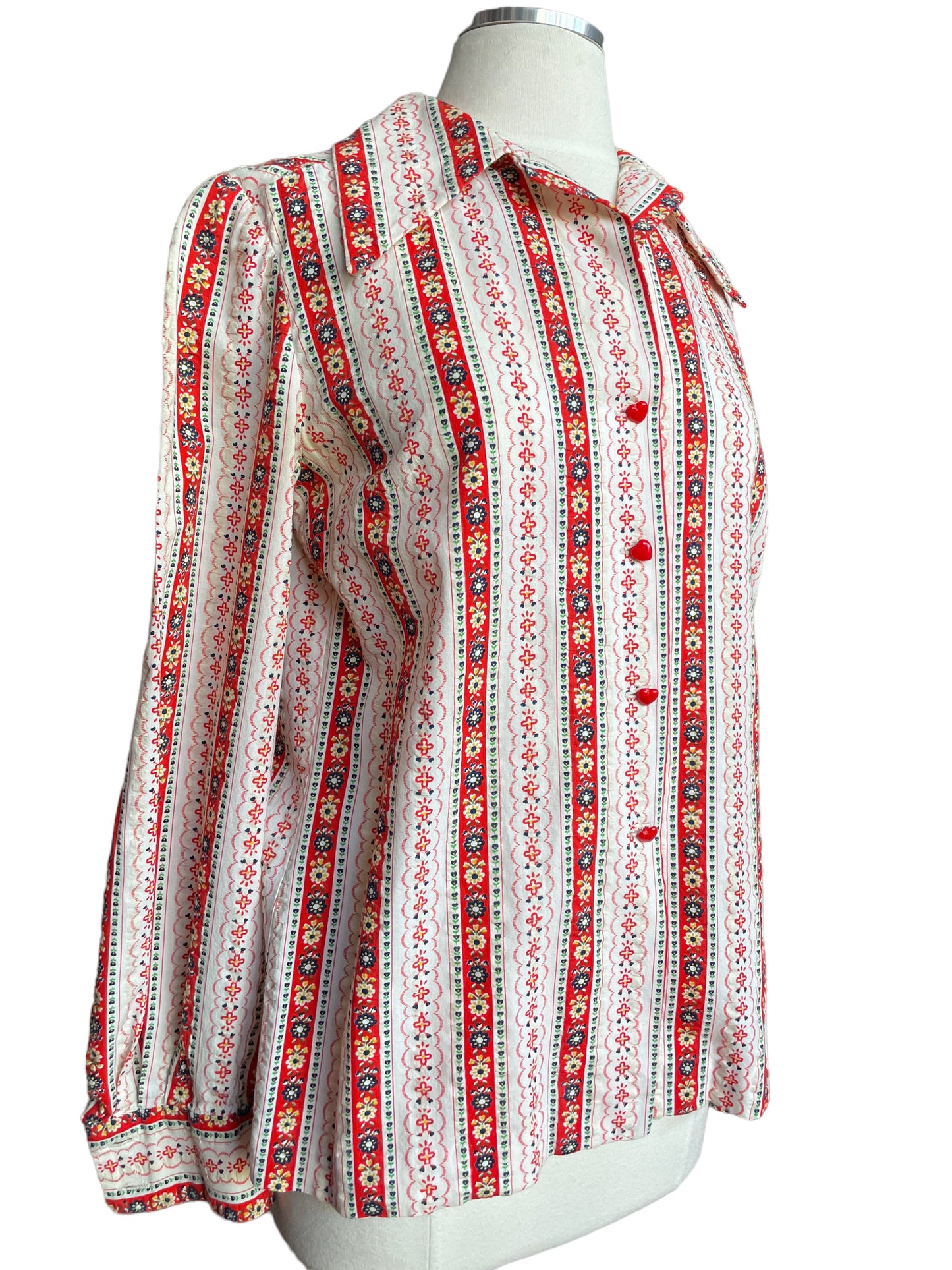 Front right side view of Vintage 1970s Handmade Seersucker Button Up | Barn Owl True Vintage | Seattle Ladies Vintage Shirts