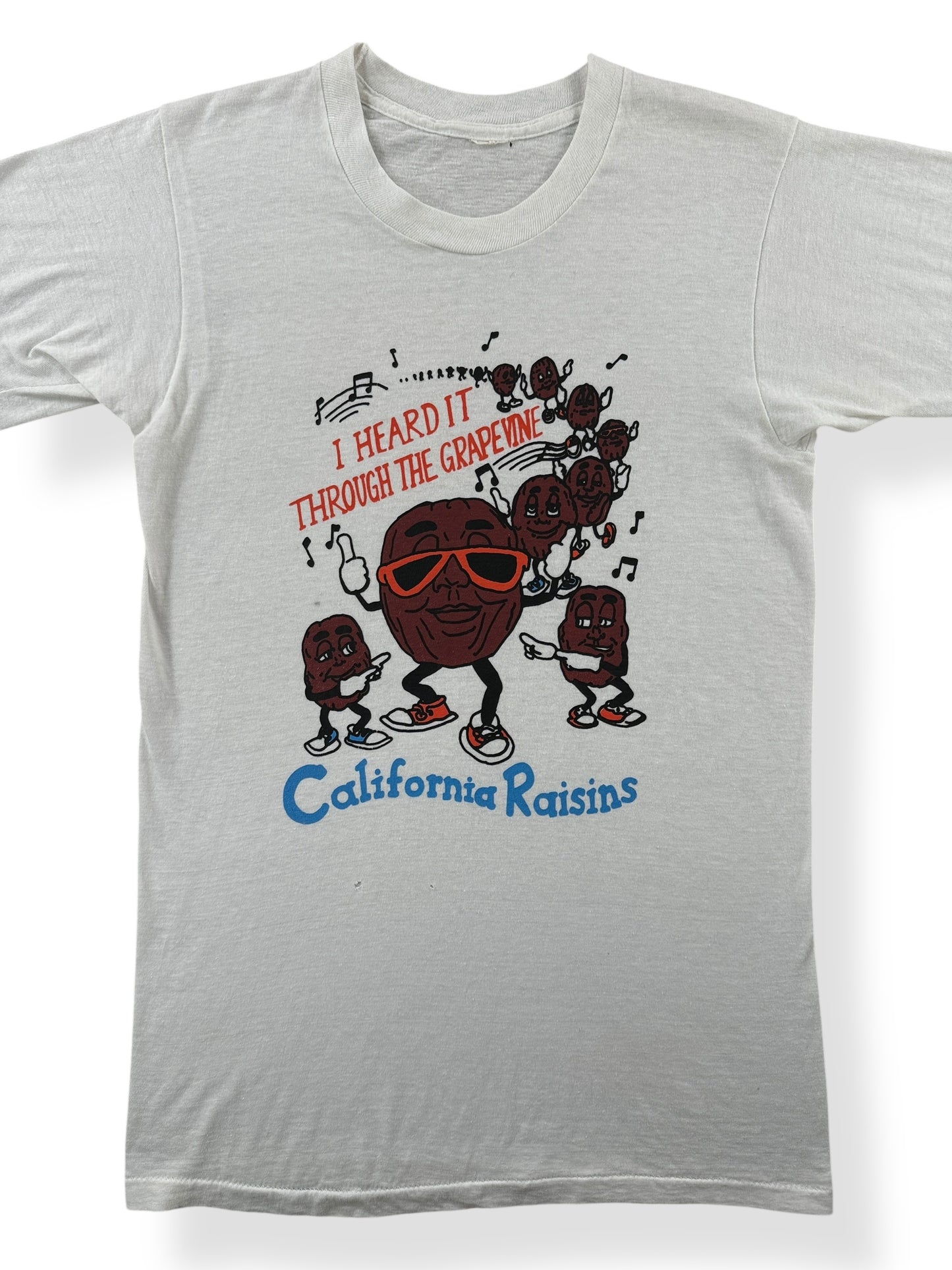 Front Close Up of Vintage California Raisins Tee SZ XS