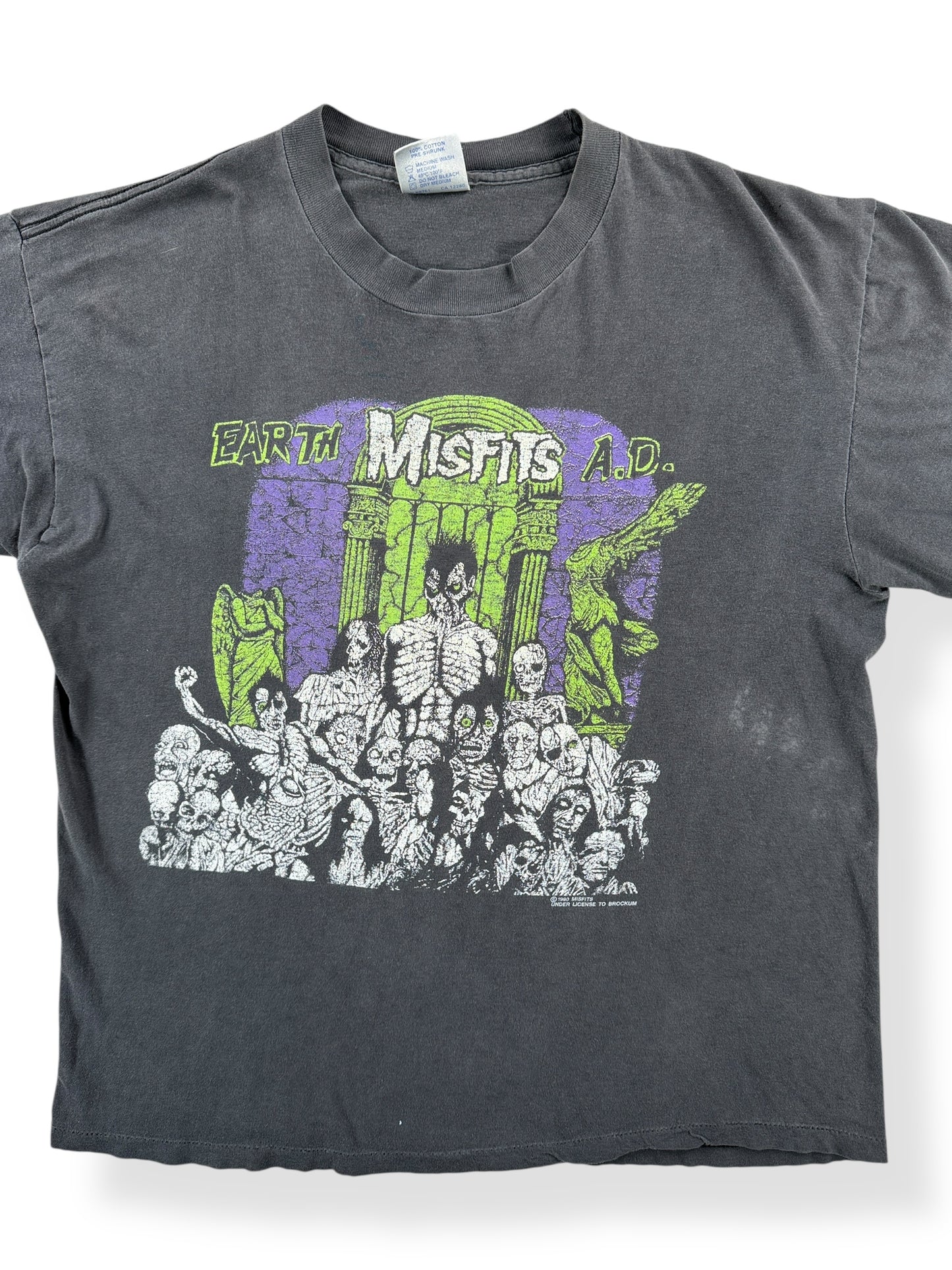 Front Close Up of Vintage 90s Era Misfits Earth AD Brockum Tee SZ L