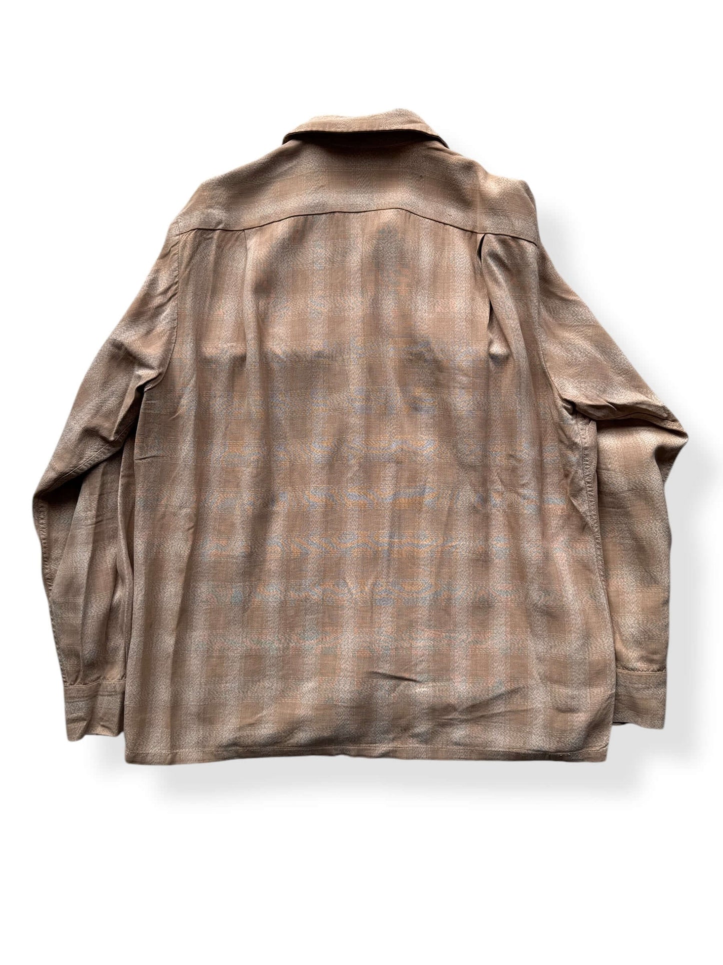 Back of Sportsman Flap Pocket Rayon Shirt SZ M