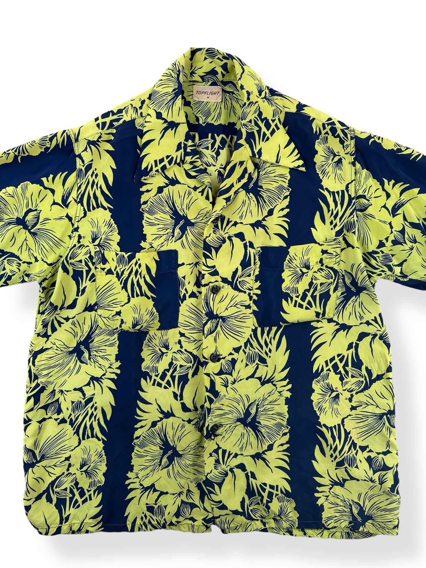Front Close Up of Vintage Penney's Topflight Border Print Aloha Shirt SZ M