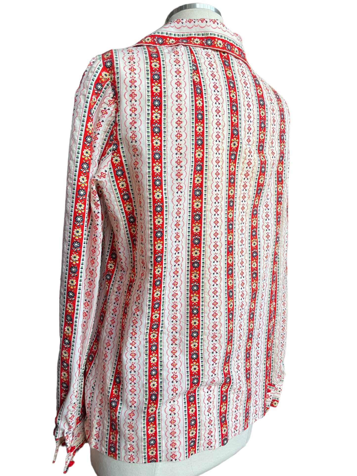 Back left side view of Vintage 1970s Handmade Seersucker Button Up | Barn Owl True Vintage | Seattle Ladies Vintage Shirts