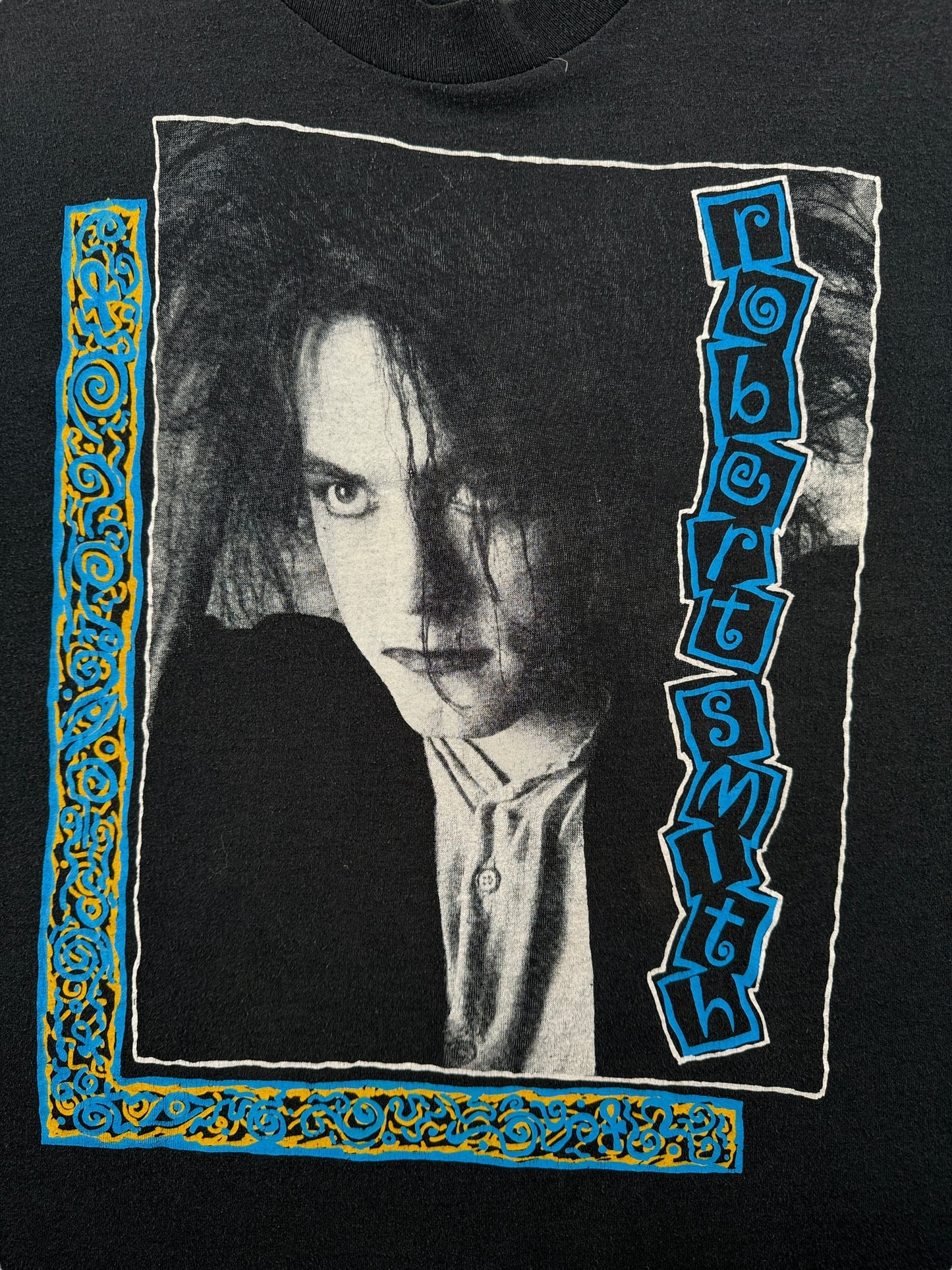 Graphic on Vintage Robert Smith Cure Tee SZ L