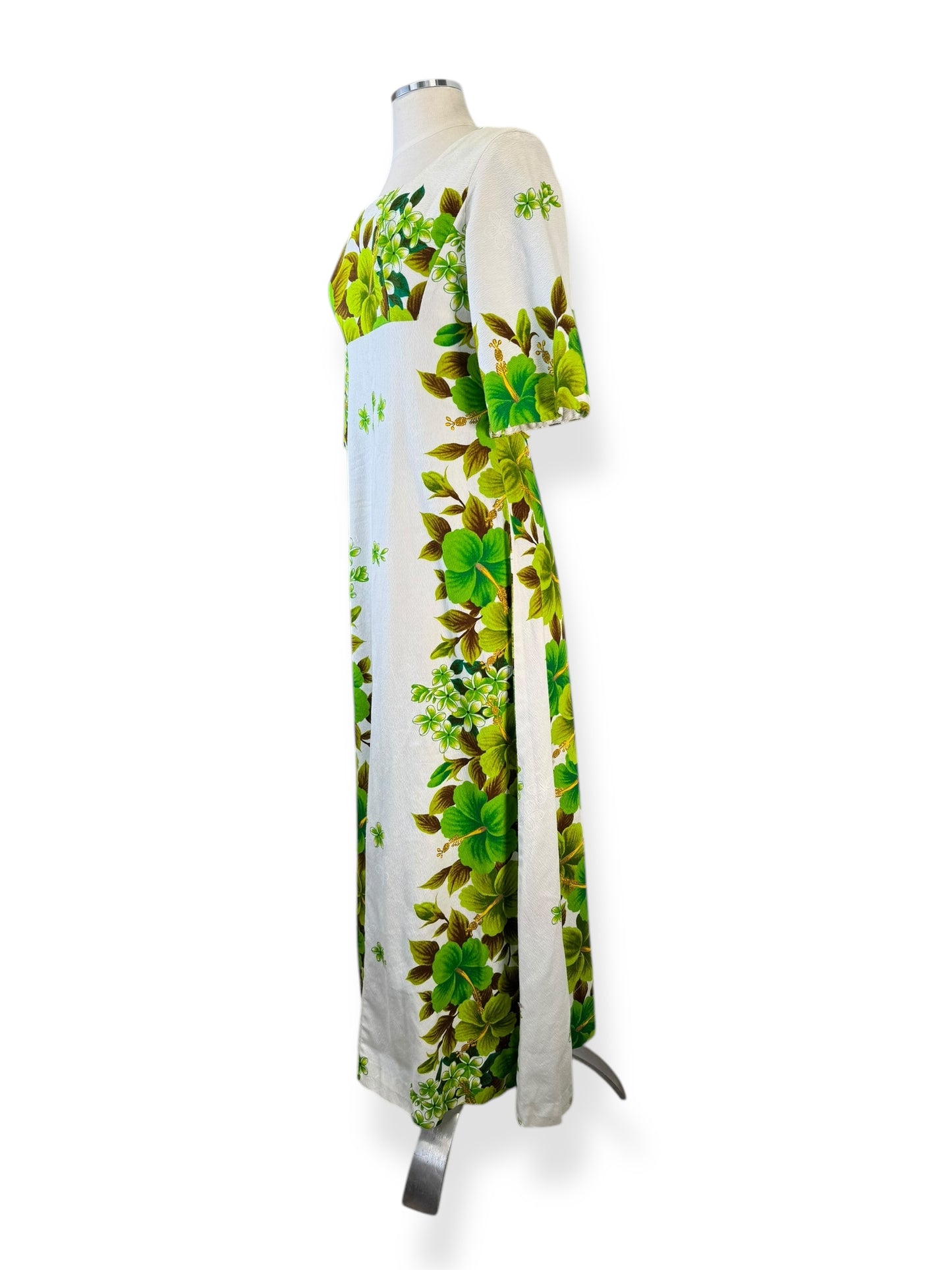 Side view of 1960s Green Hibiscus Aloha Dress S
