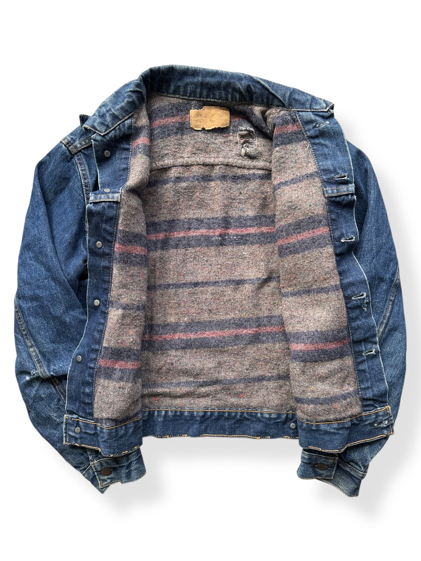 Inside of Vintage Big "E" Levis Blanket Lined Type III Trucker Jacket SZ M AS IS