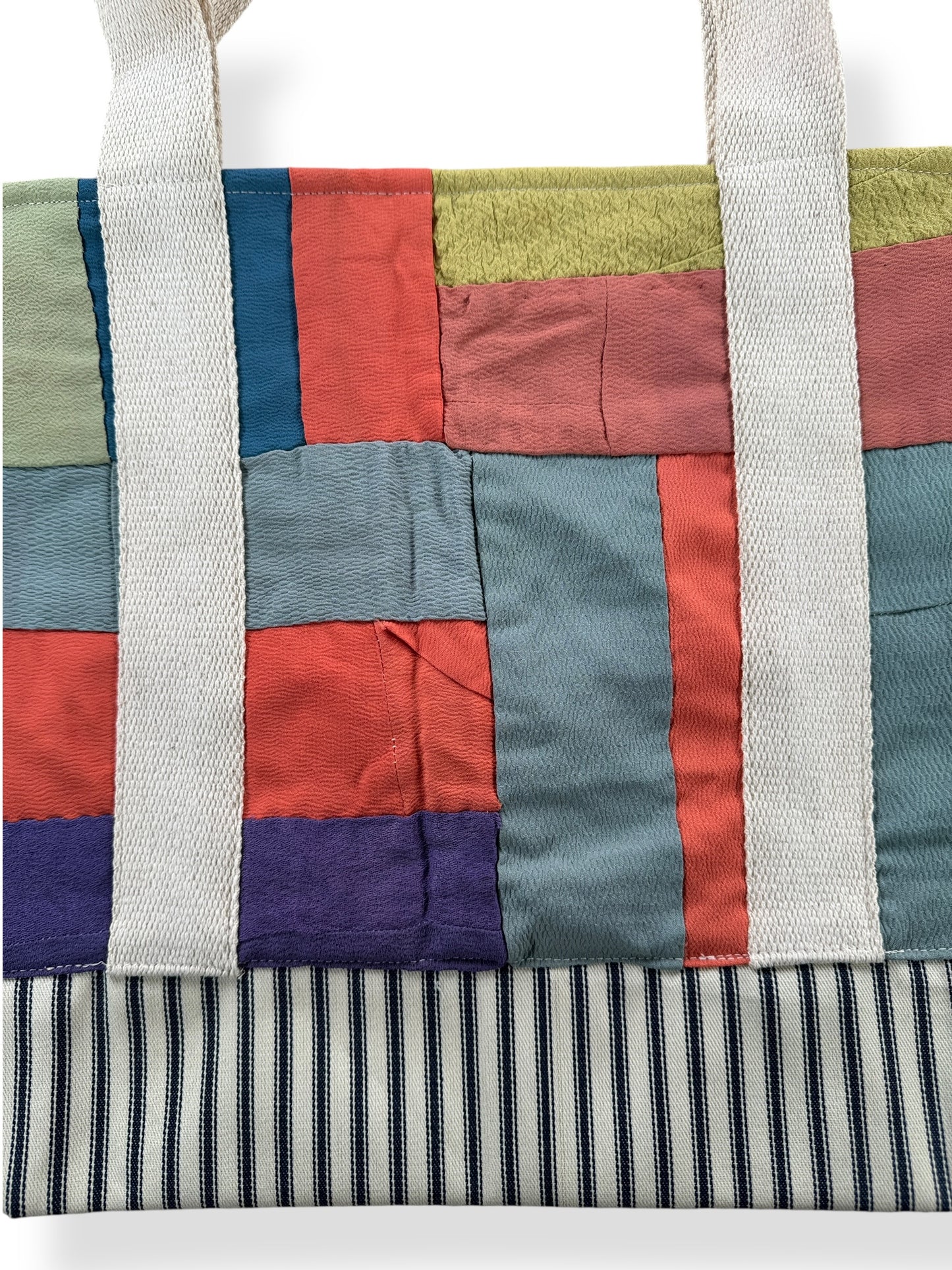 Side B Close Up of Archive Craft X Barn Owl Vintage Quilt Tote Bag