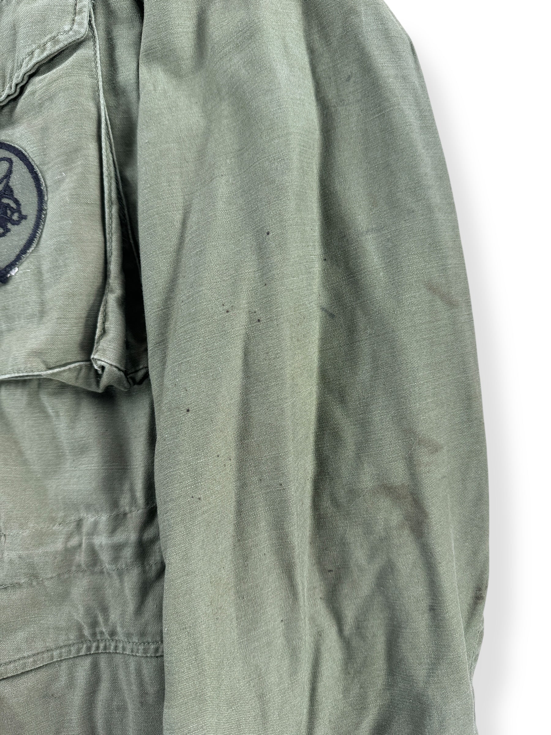 Stain on Vintage Seabees M65 Field Jacket SZ M AS IS