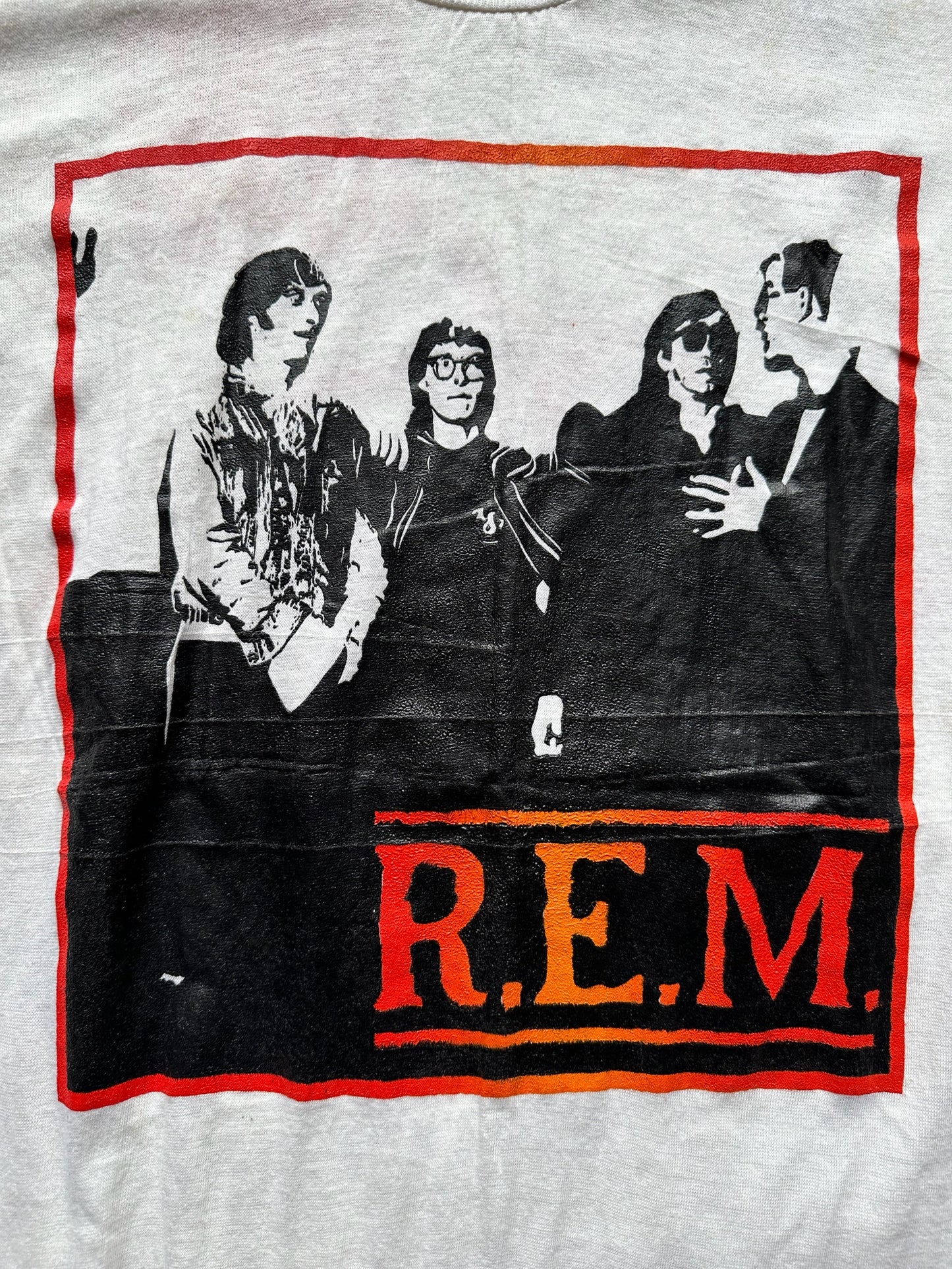 Front Graphic Detail Close Up on Vintage REM Reckoning Bootleg Tee SZ XL | Barn Owl Vintage Clothing | Vintage Athens Georgia Rock Tees Seattle