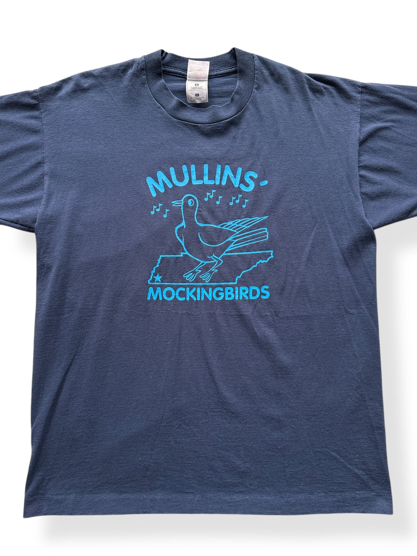 Front Close Up of Vintage Mullins Mockingbirds TN Tee SZ L