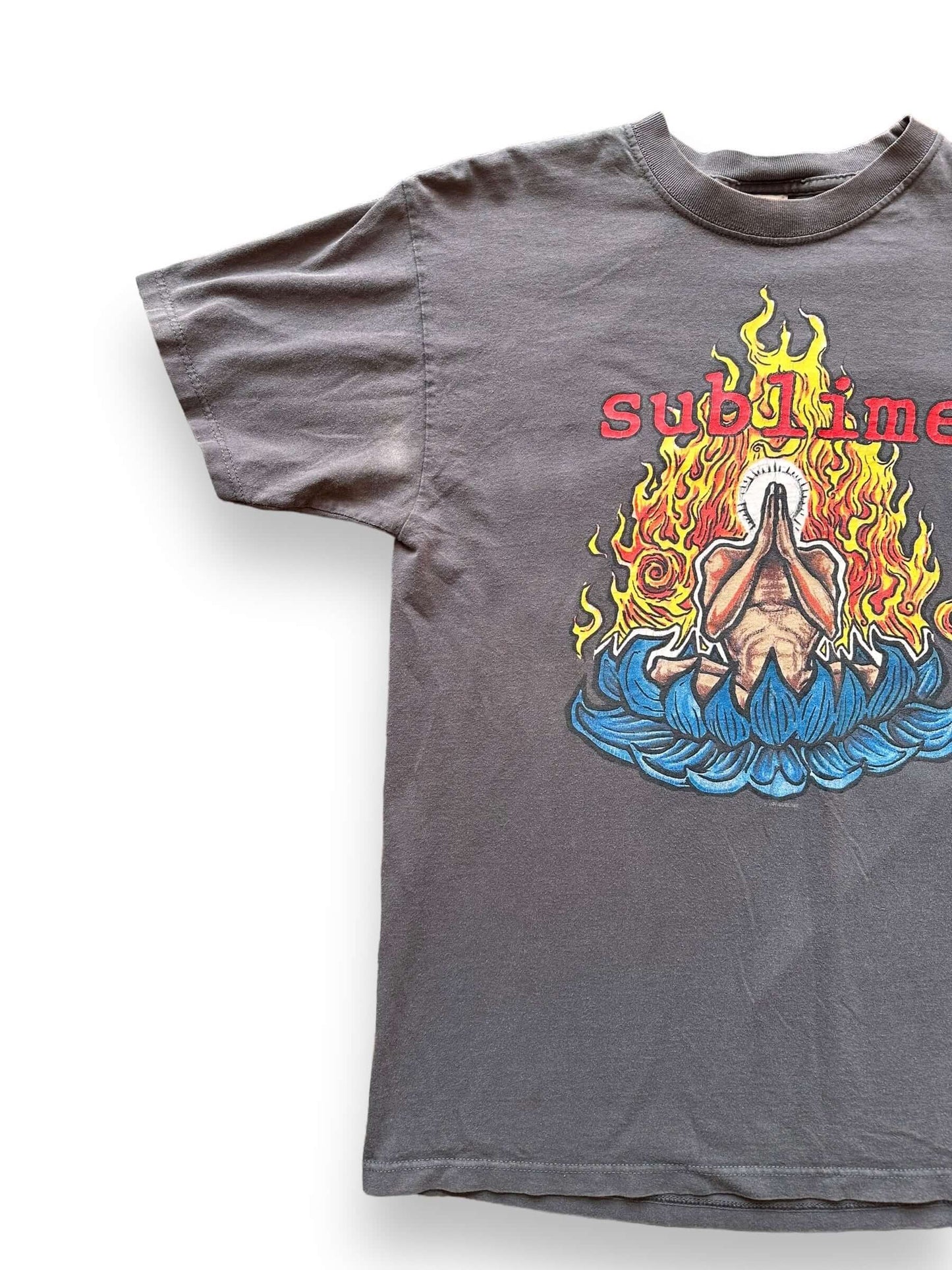 front right of Vintage 90s Sublime Band Tee Shirt SZ L