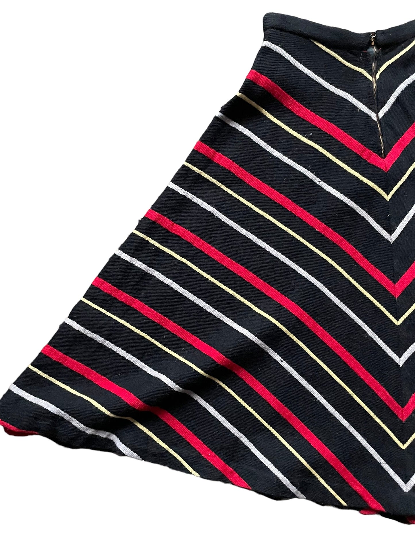 Left side back view of Vintage 1940s Handmade Knit Chevron Skirt | Barn Owl Vintage Seattle | Ladies True Vintage Skirts