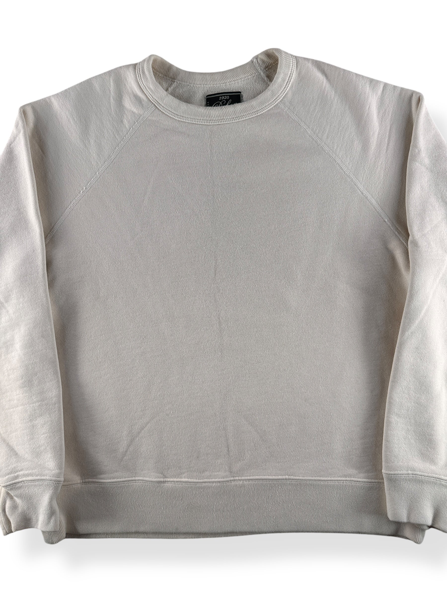Front Close Up of Modern Dehen Heavy Duty Crew White SZ L