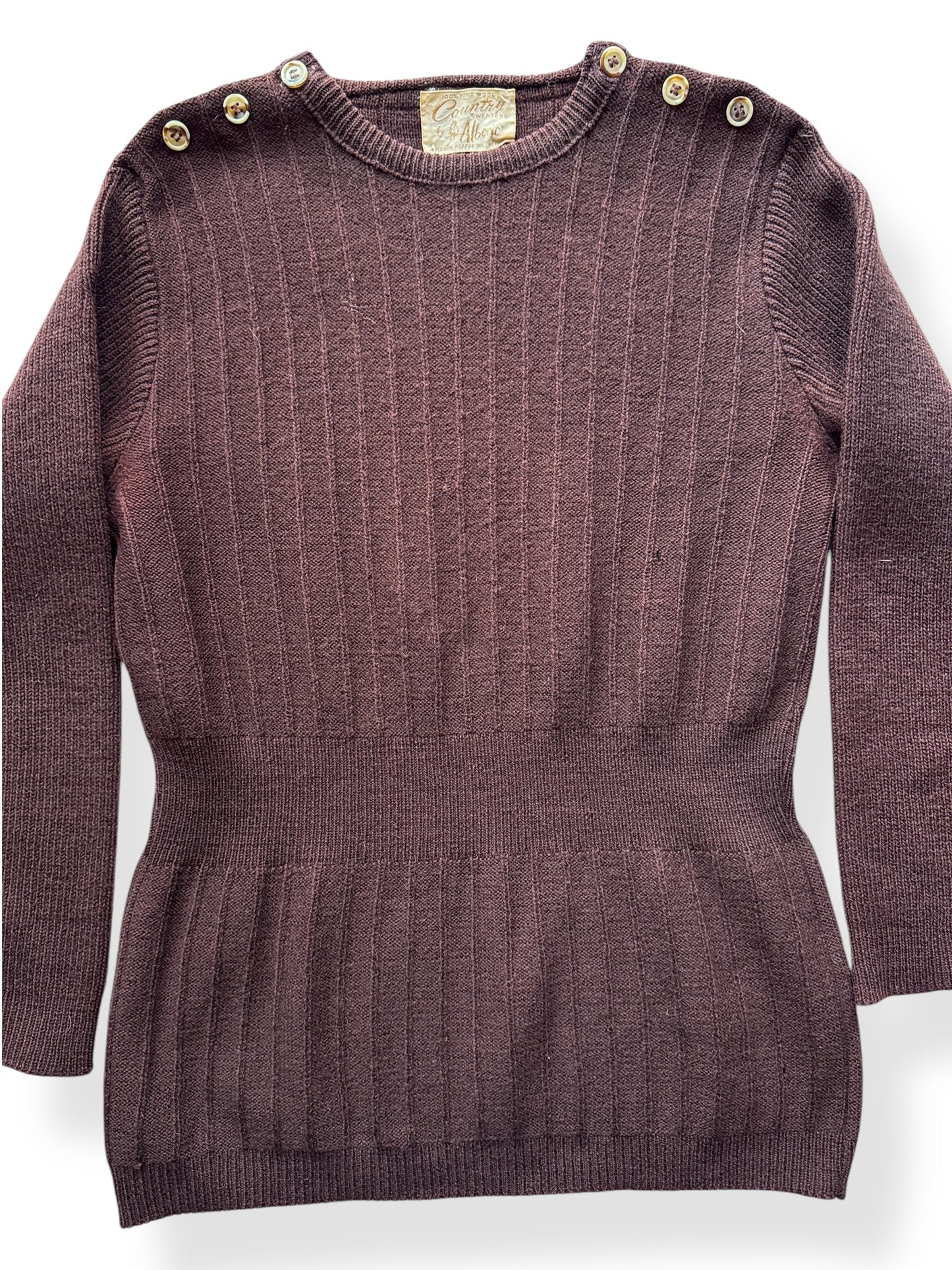 Front Close Up of Vintage Alberic Country Sweater SZ M