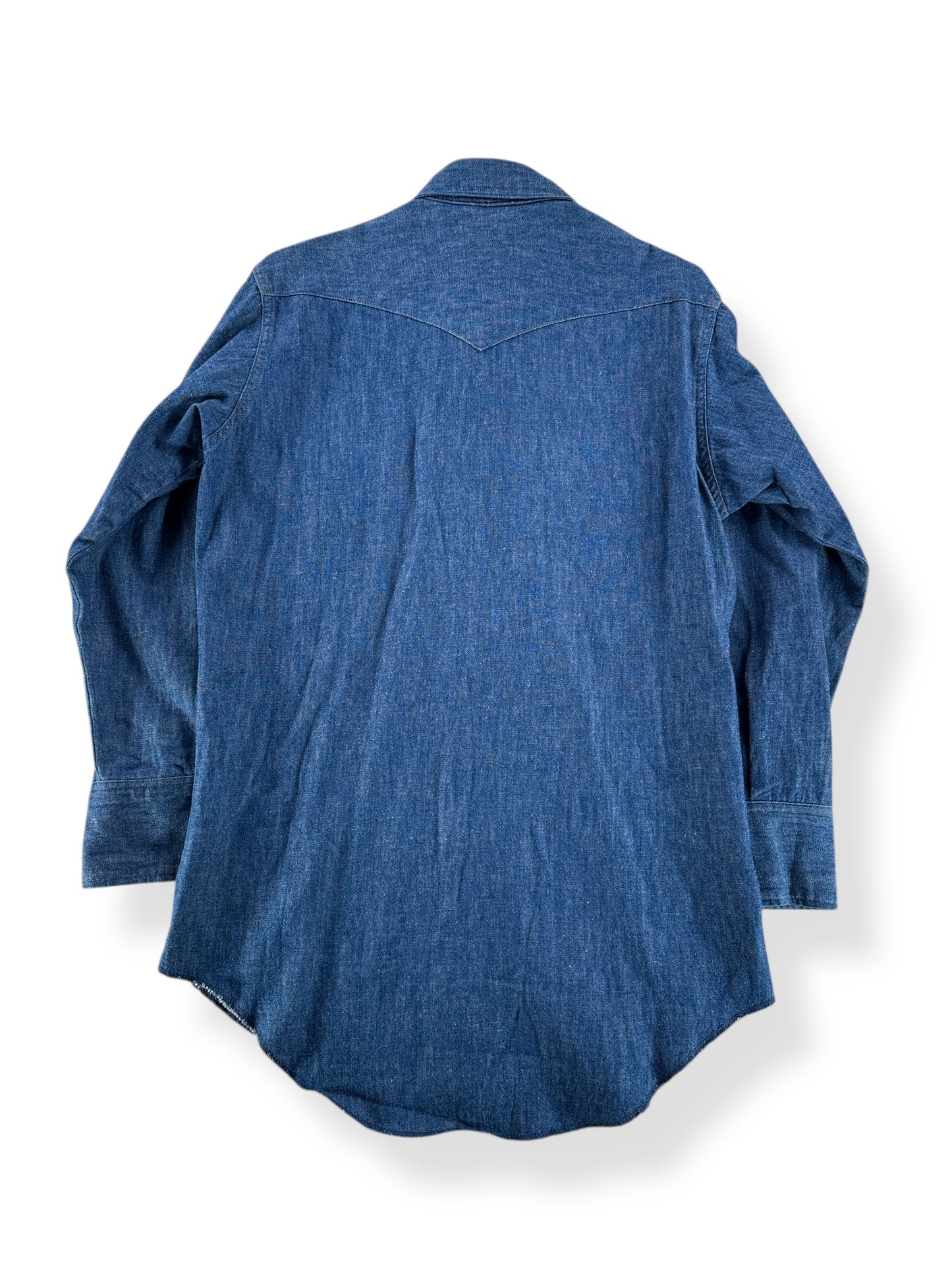 Back of Vintage Maverick Dark Blue Denim Pearl Snap SZ M
