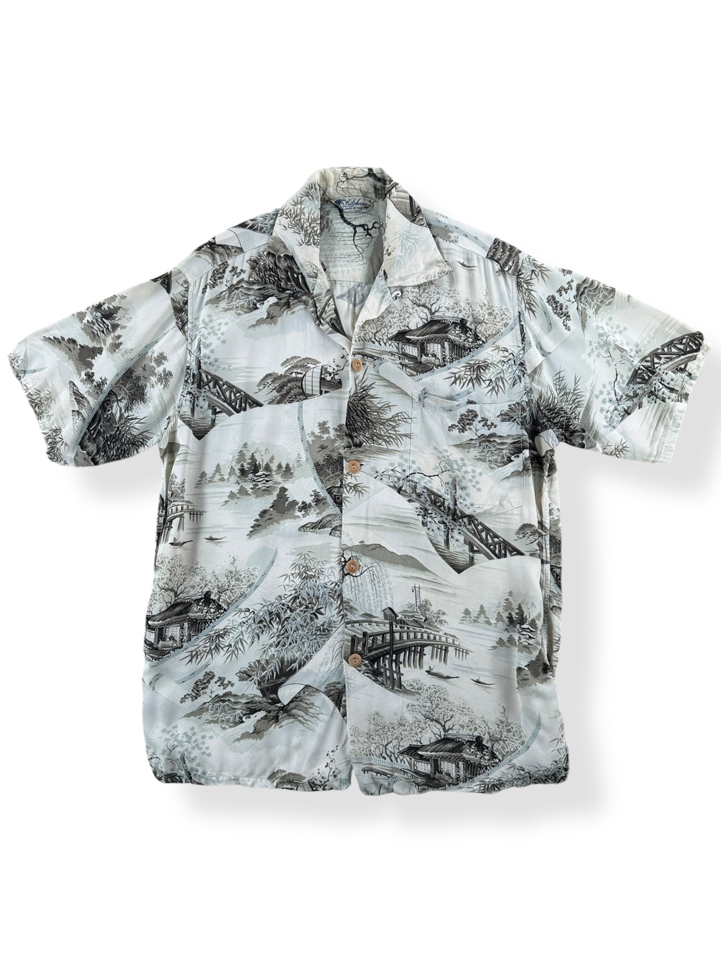 Front of Vintage Kilohana Aloha Shirt SZ S
