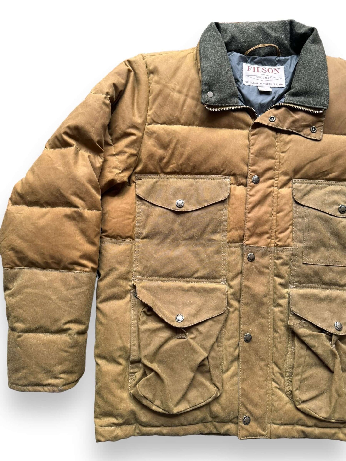 front right of Filson Tin Cloth Down Filled Cruiser Jacket SZ M