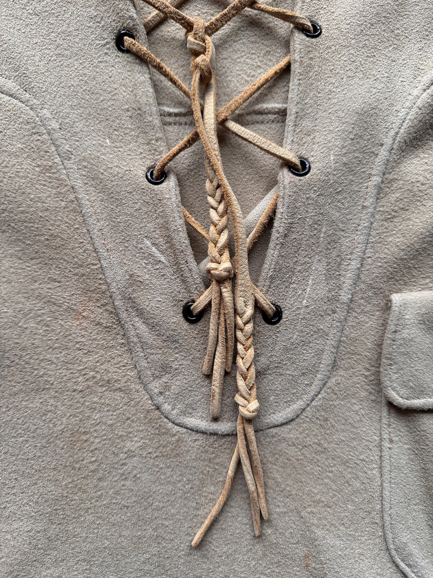 Front Closure of Vintage Microsuede Pullover Smock SZ M