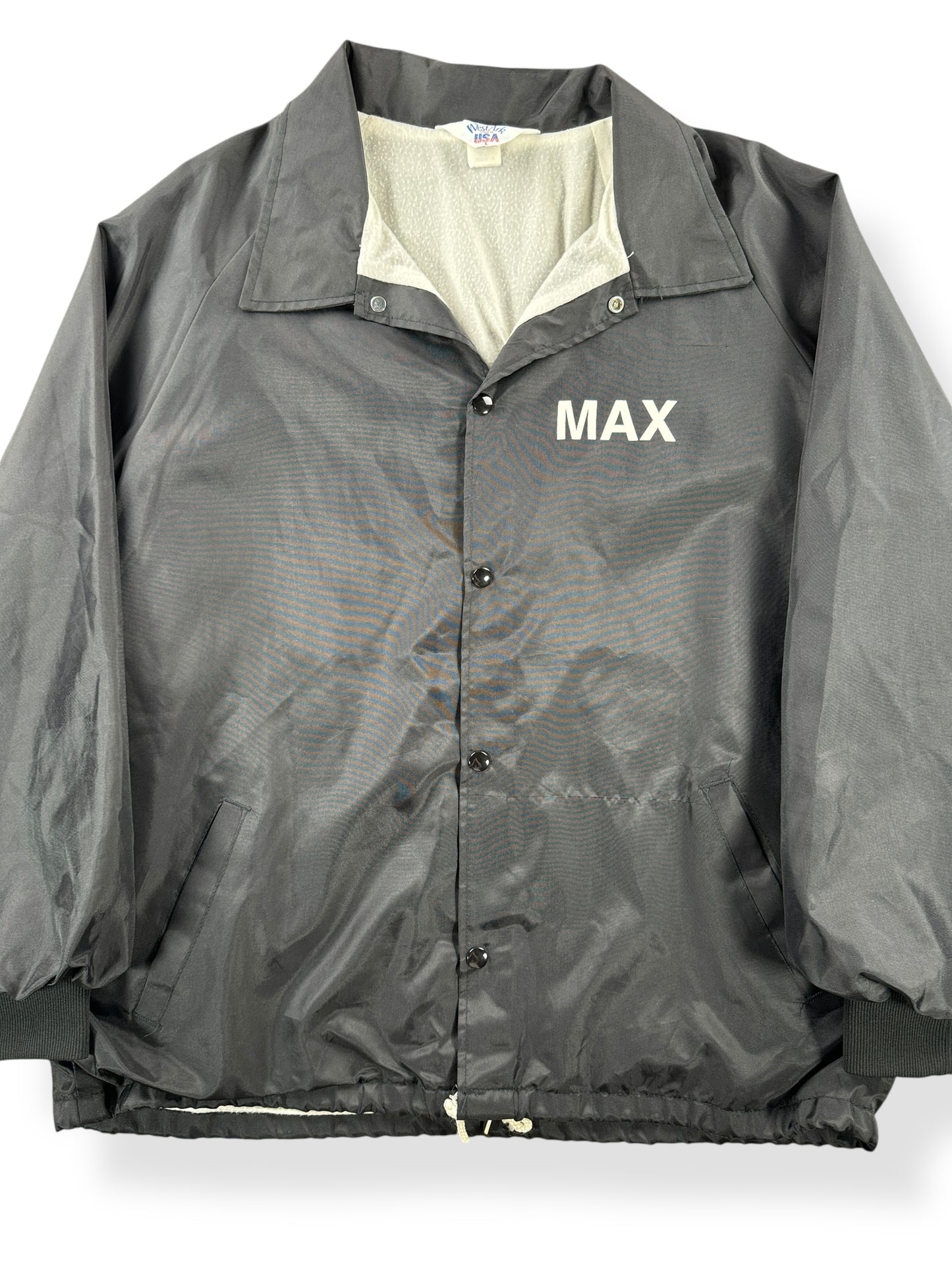 Front Close Up of Vintage Georgetown Tavern Windbreaker SZ L