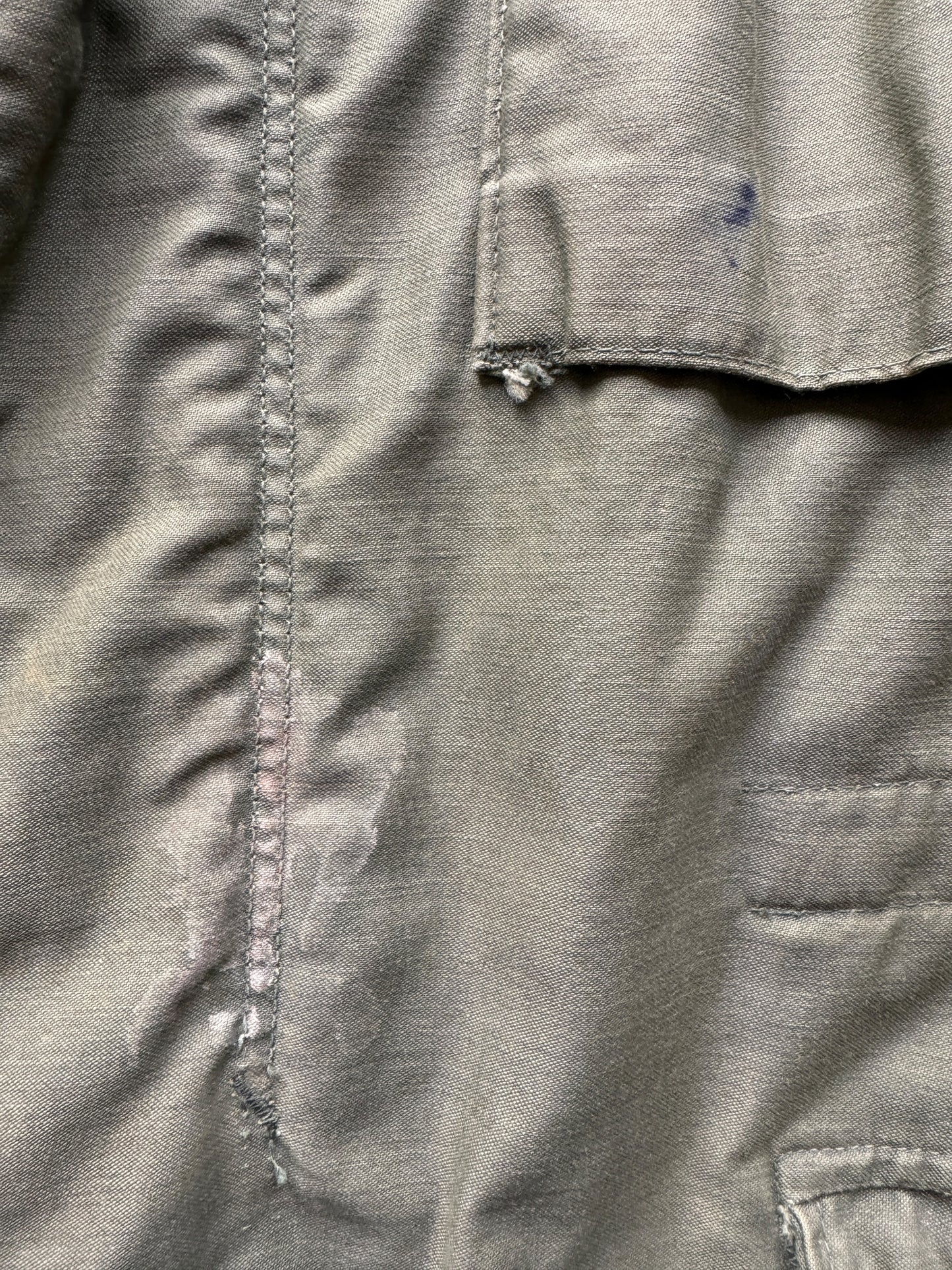stains on front of Vintage M-65 Field Jacket SZ M