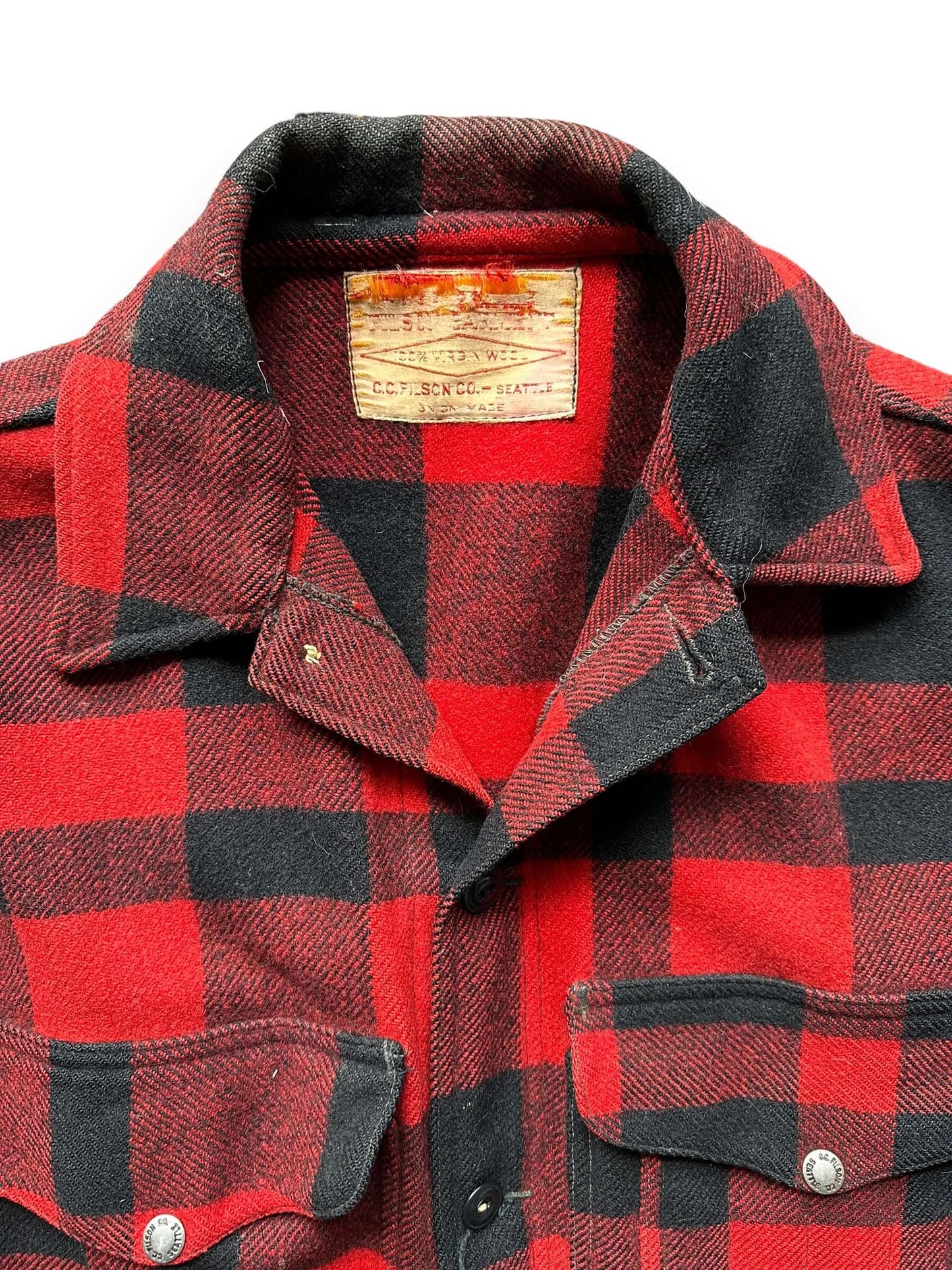 Tag View of Vintage Filson Union Made Mackinaw Cruiser SZ 42 | Vintage Filson Workwear