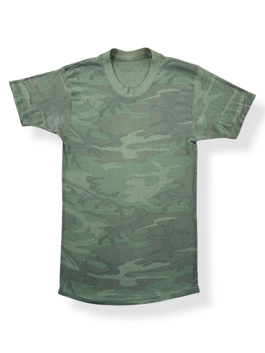 Front of Vintage Paper Thin Camo Tee SZ XS