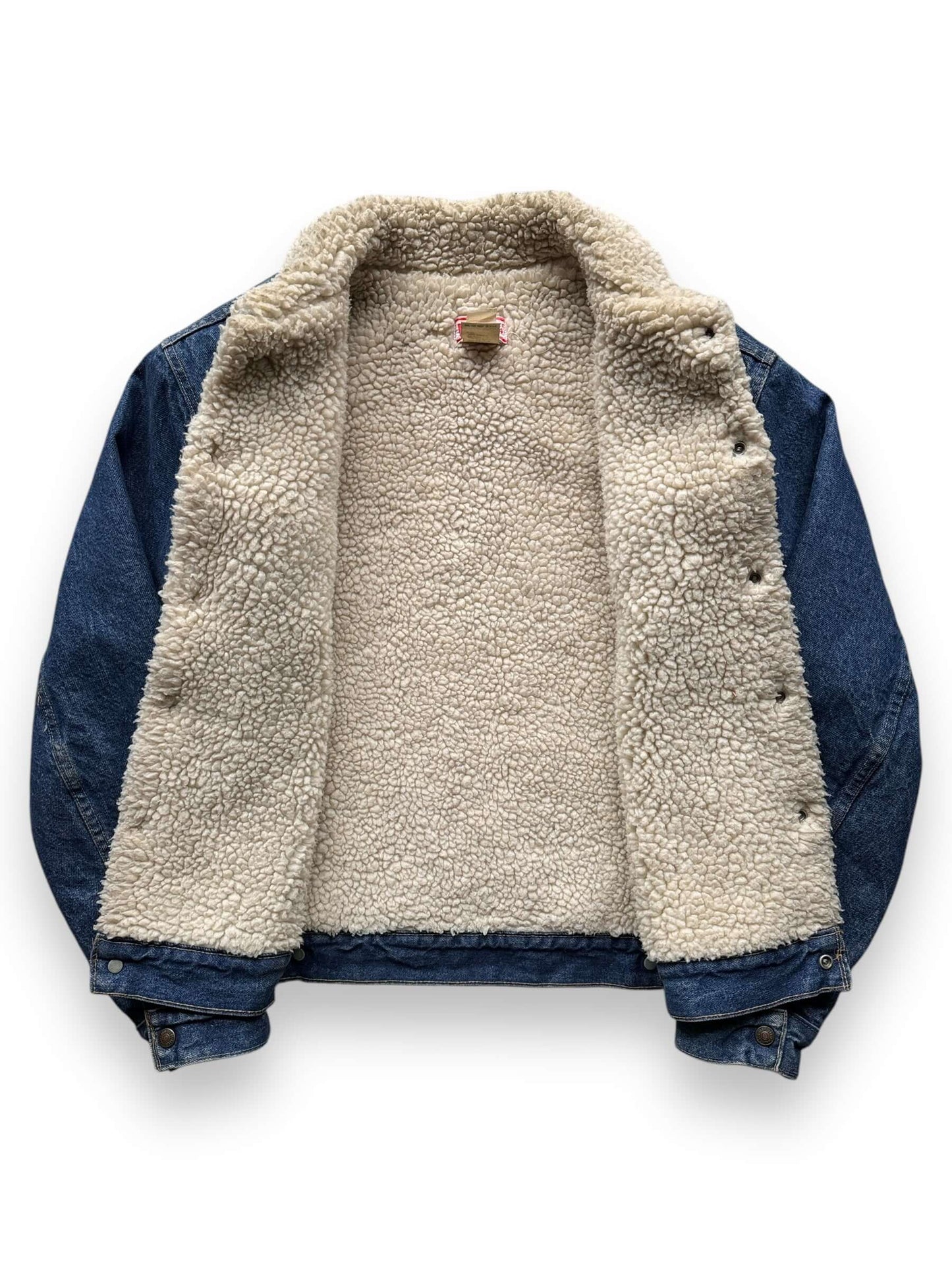 inside of Vintage Levi's Sherpa Type III Denim Jacket SZ 44
