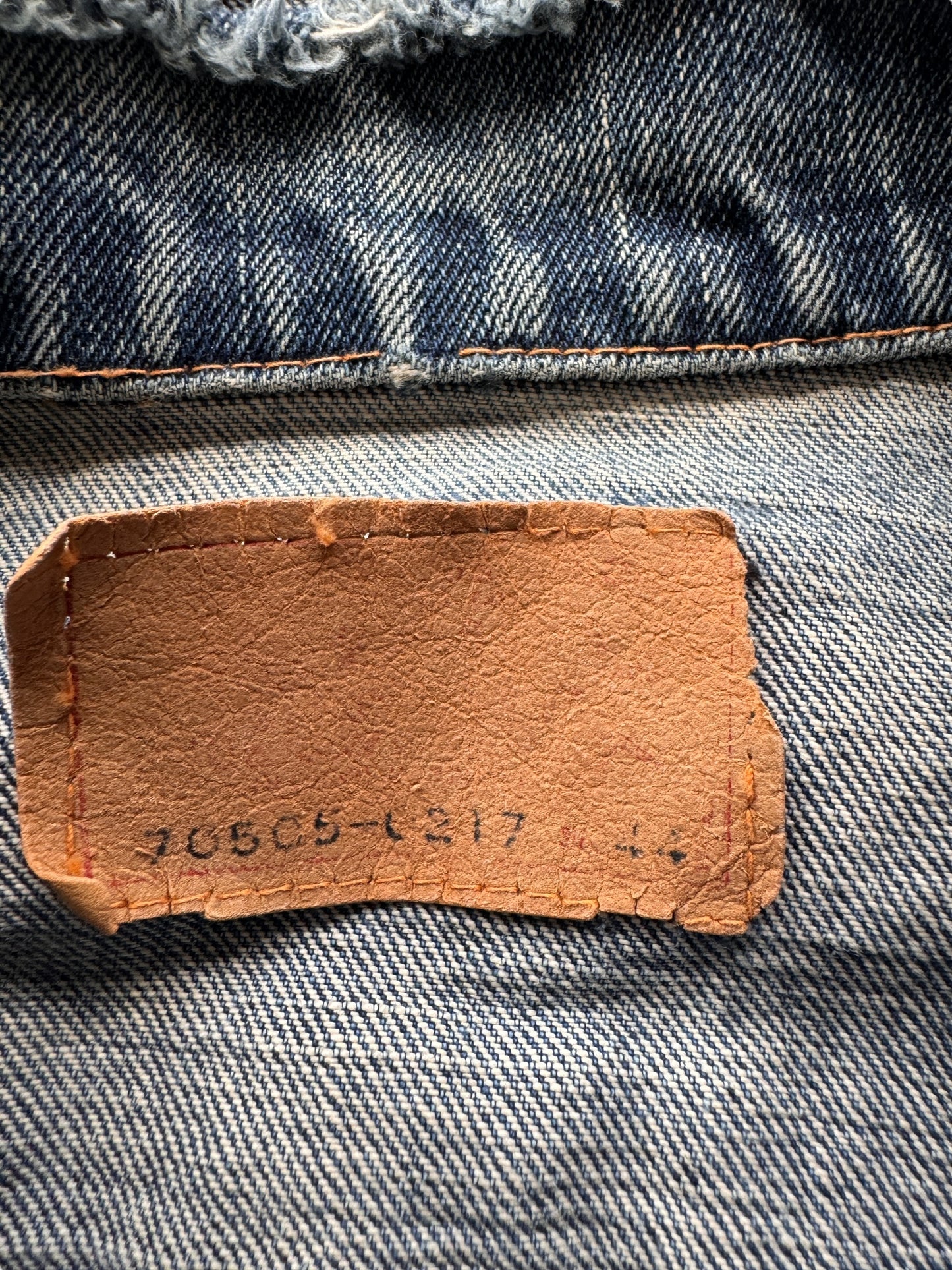 Label on Vintage Big "E" Levis Type III Denim Trucker Jacket SZ 44 AS IS