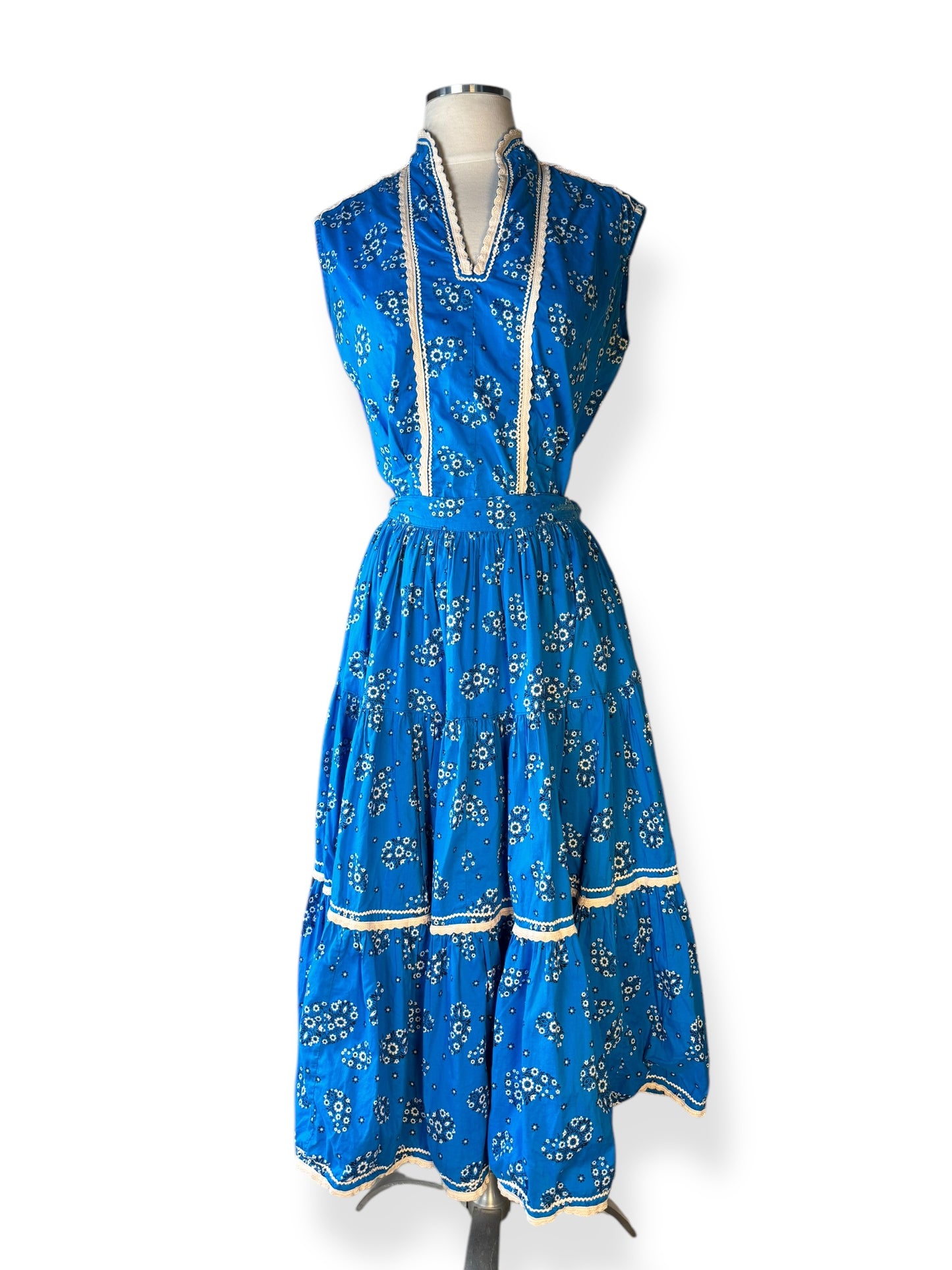 Front of 1950s Thunderbird Bandana Skirt Set S