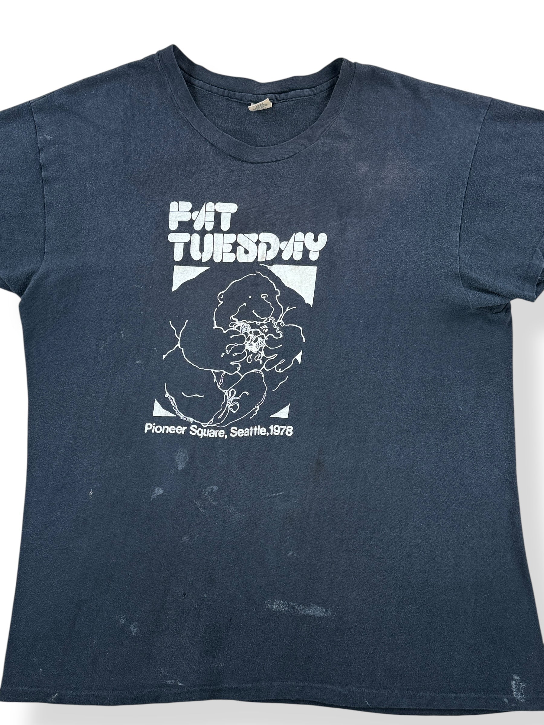 Front Close Up of Vintage Fat Tuesday Old Seattle Bar 1978 Tee SZ L