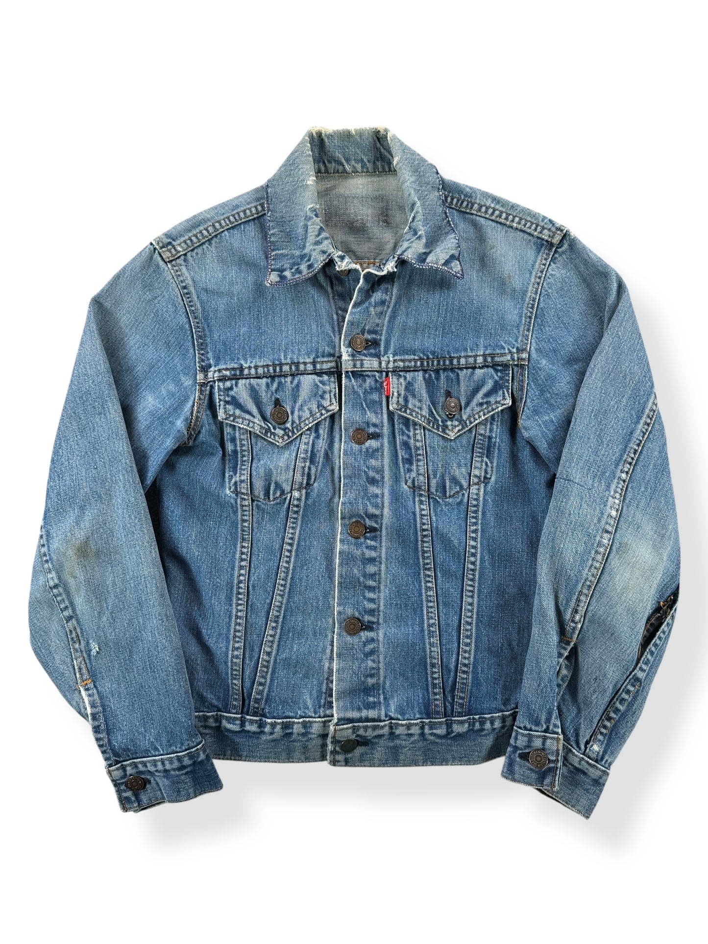 Front of Vintage Levis 2 Pocket Trucker Jacket SZ S AS IS