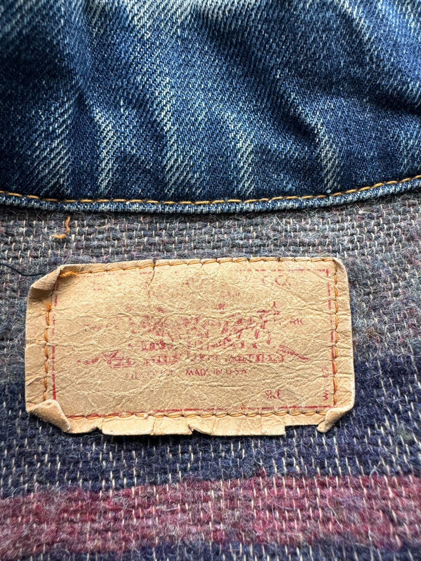 Label on Vintage Big "E" Levis Blanket Lined Type III Trucker Jacket SZ XL