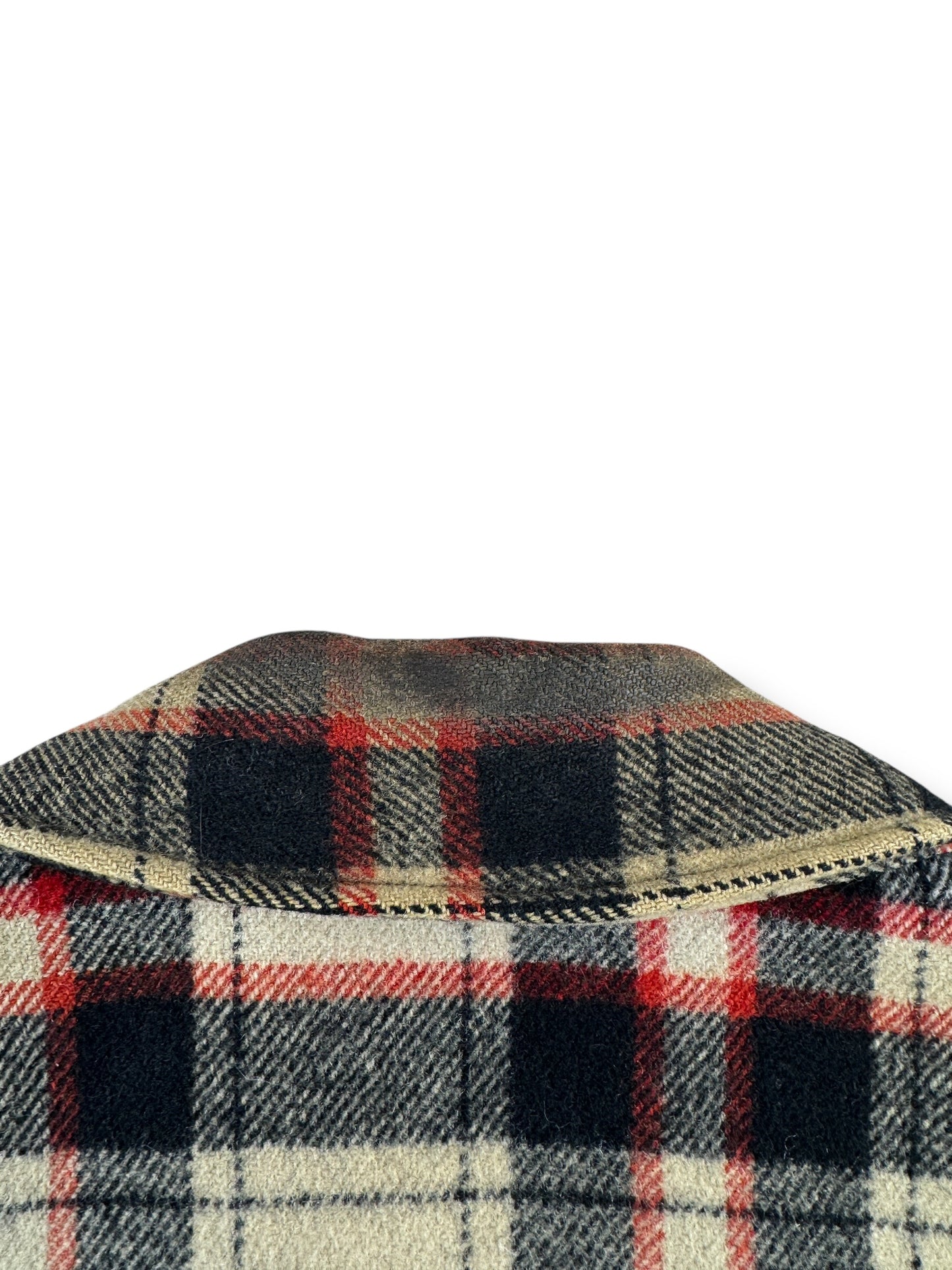 Wear on Collar of Vintage 1951 Filson Black-Red-White Dark Side Peppermint Patty SZ XL