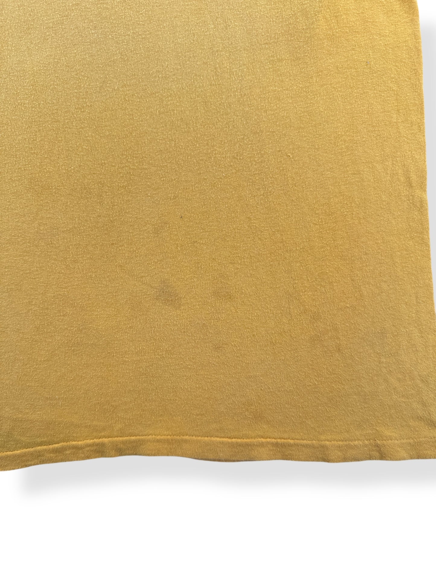 Stains on Vintage Yellow Cask 'n Flagon Saloon Boston Tee SZ L