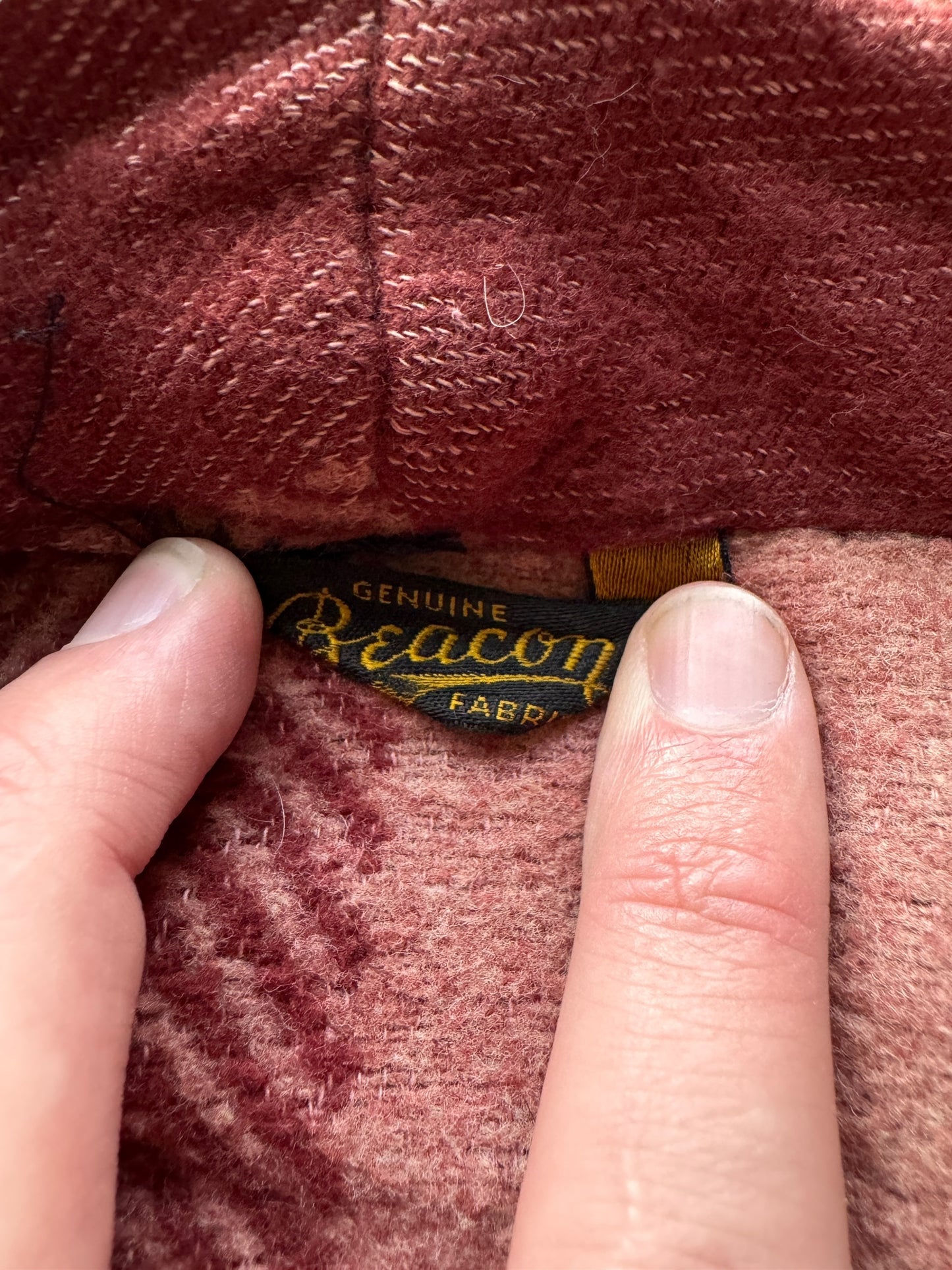 tag on Vintage Beacon Robe SZ XL