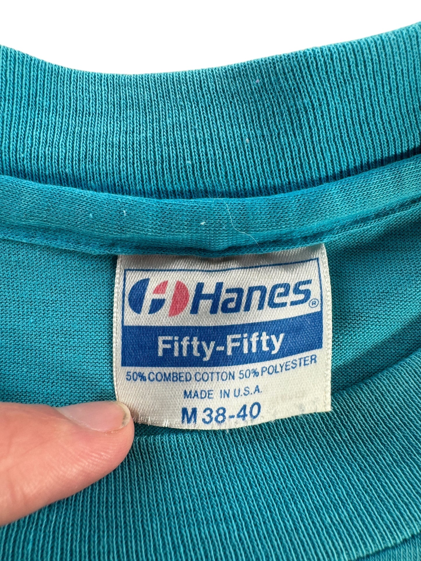 Tag on Vintage Wellfleet Lighthouse Center Tee SZ S