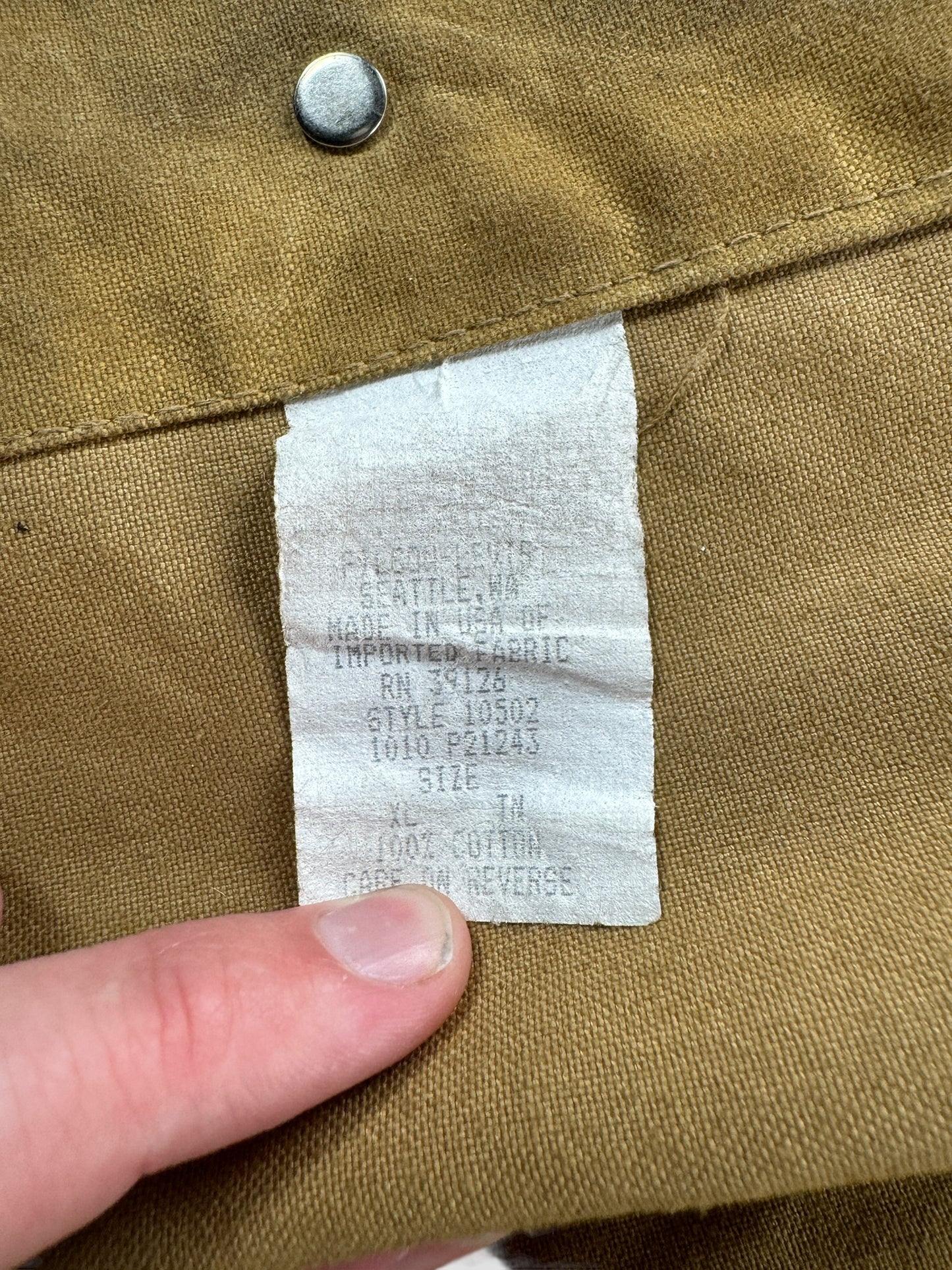Tag on Modern FIlson X Levis Tan Trucker Jacket SZ XL