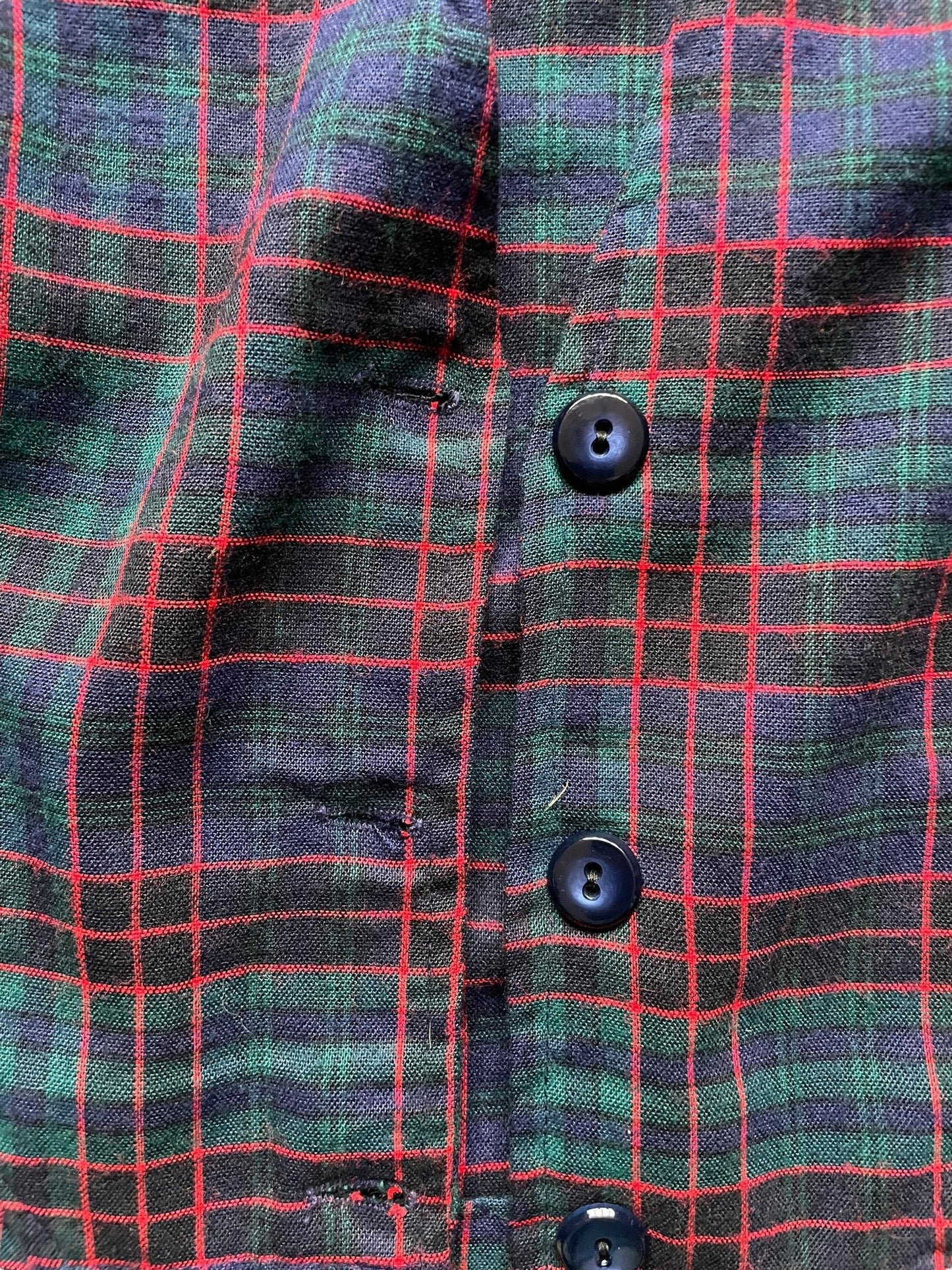 Button detail of Vintage 1950s Fruit of the Loom Plaid Vest | Seattle True Vintage | Barn Owl Vintage Goods