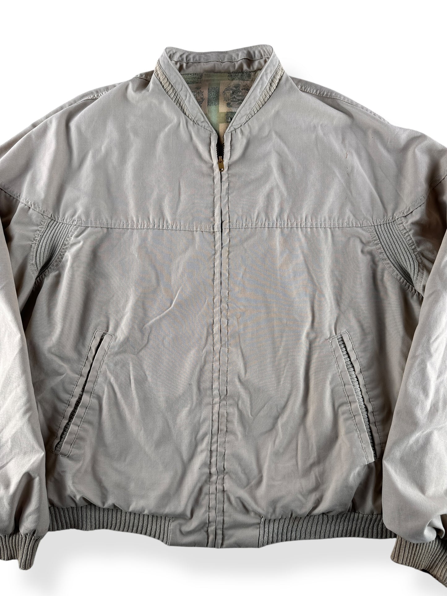 Front Close Up of Vintage Bomber Windbreaker SZ XL