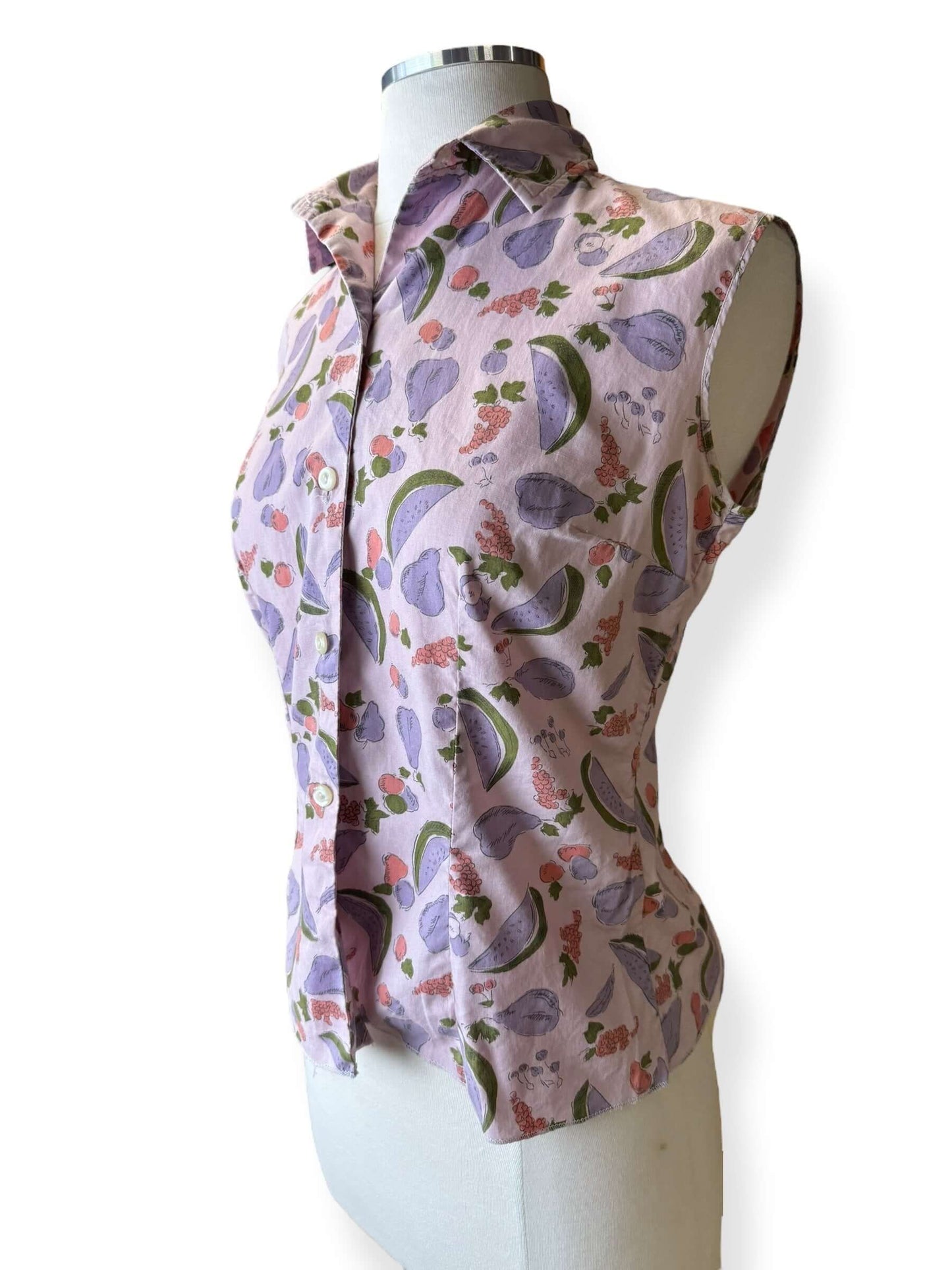 Side view of 1950s Bobby Lou Fruit Top M