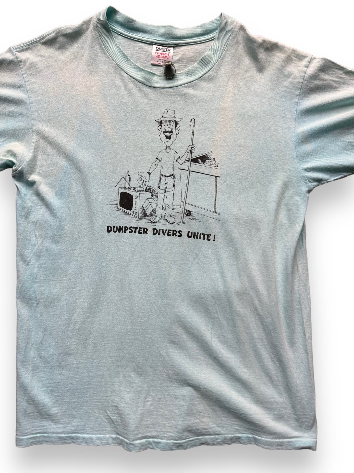 Front Detail on Vintage Dumpster Divers Unite Tee SZ XL | Vintage Junk Collector T-Shirts Seattle | Barn Owl Vintage Tees Seattle