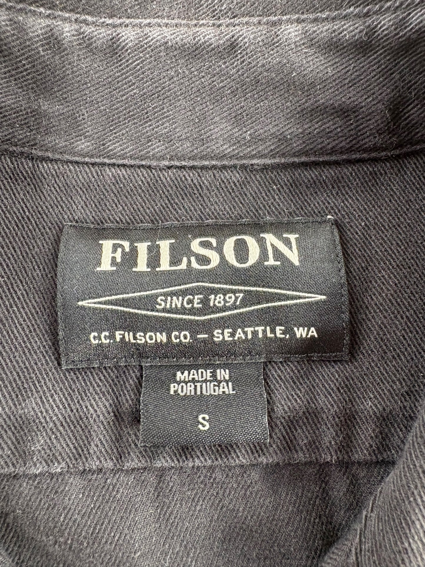 Label on Modern Filson Black Button Up SZ S