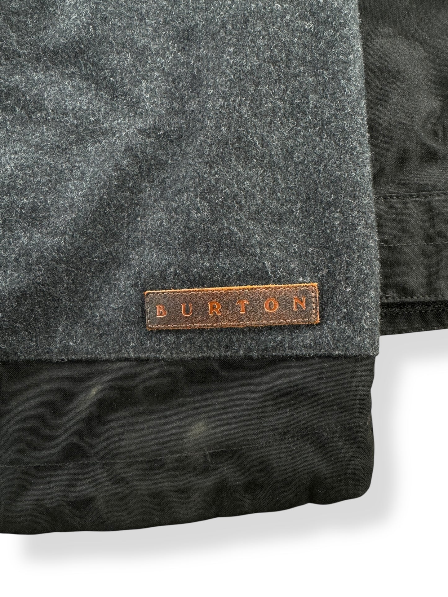 Burten Label on Filson x Burton Hellbrook Jacket SZ M
