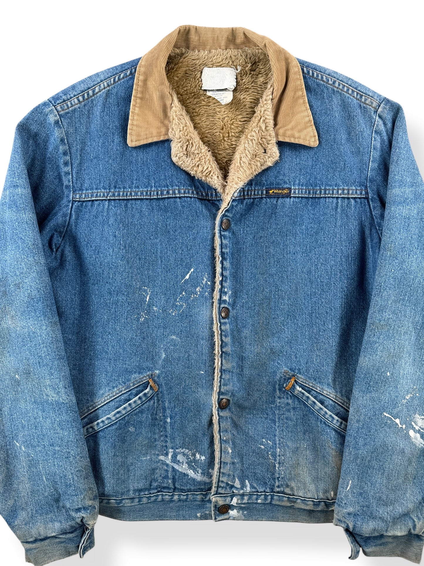 Front Close Up of Vintage Wrangler 74230NV Shearling Lined Denim Jacket SZ 44