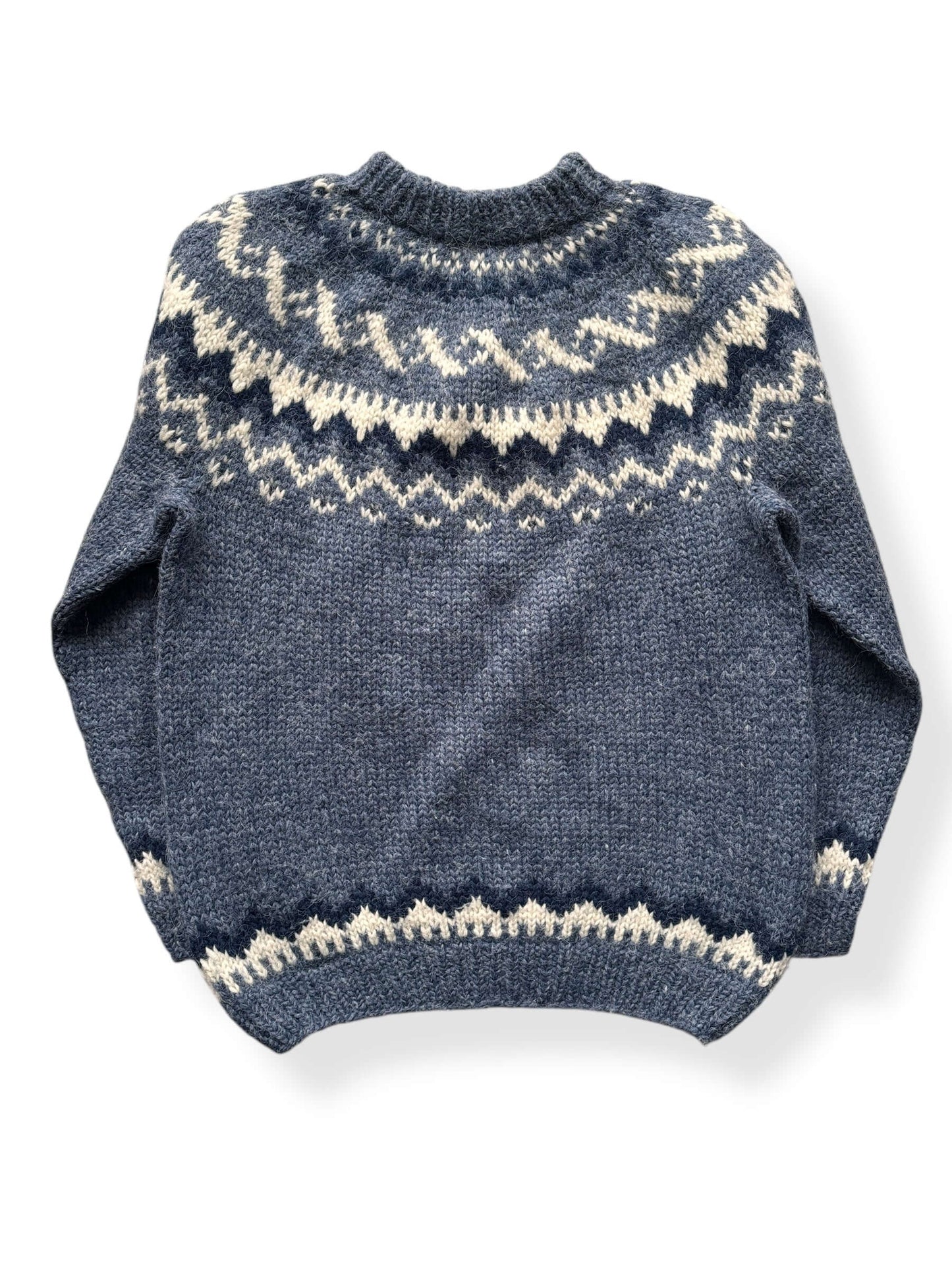 Back of Vintage Blue & White Handknit Icelandic Sweater SZ XL