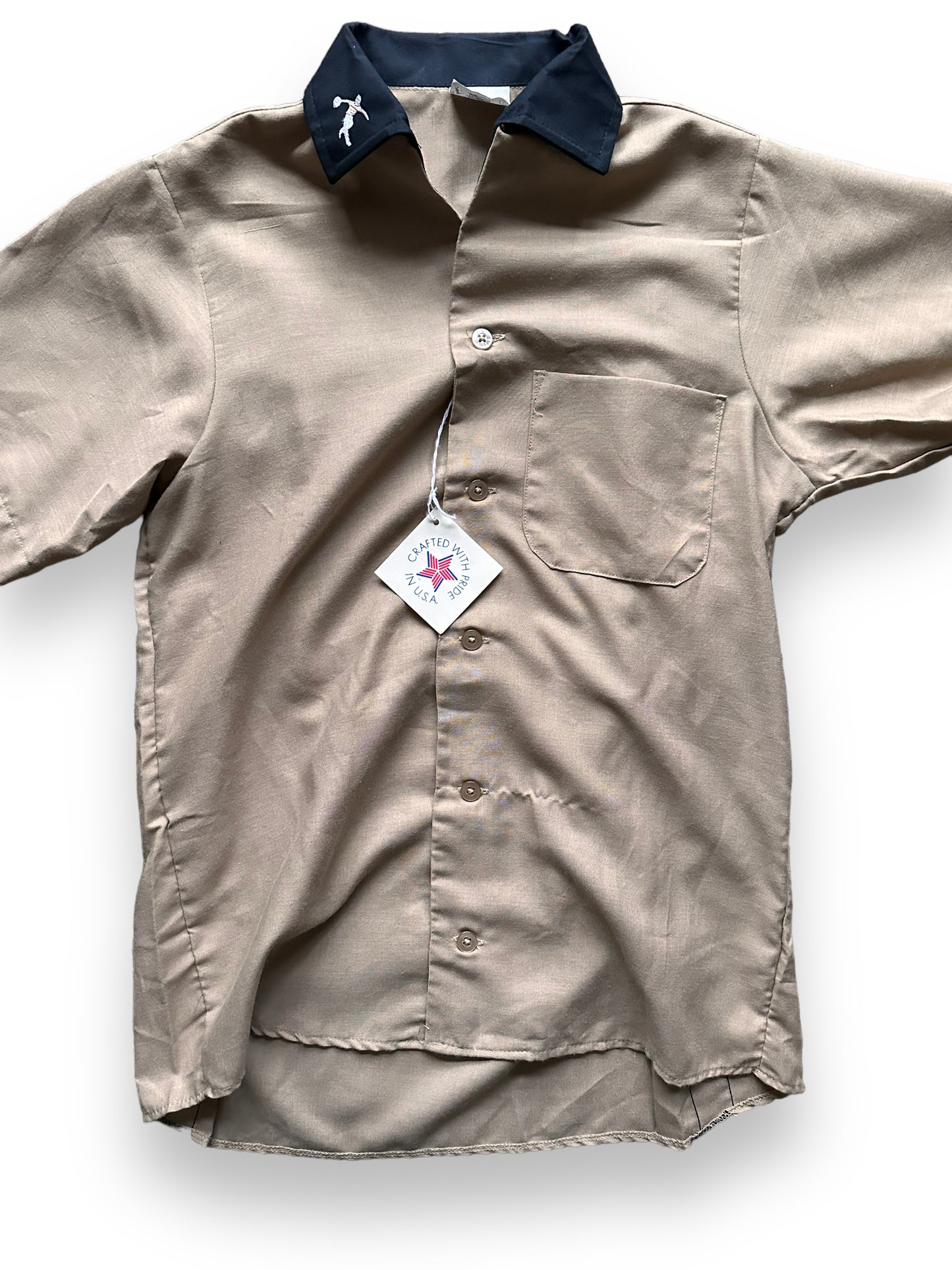 front close up of Vintage NOS King Louie Tan & Black Bowling Shirt SZ S | Vintage Bowling Shirt Seattle | Barn Owl Vintage Seattle