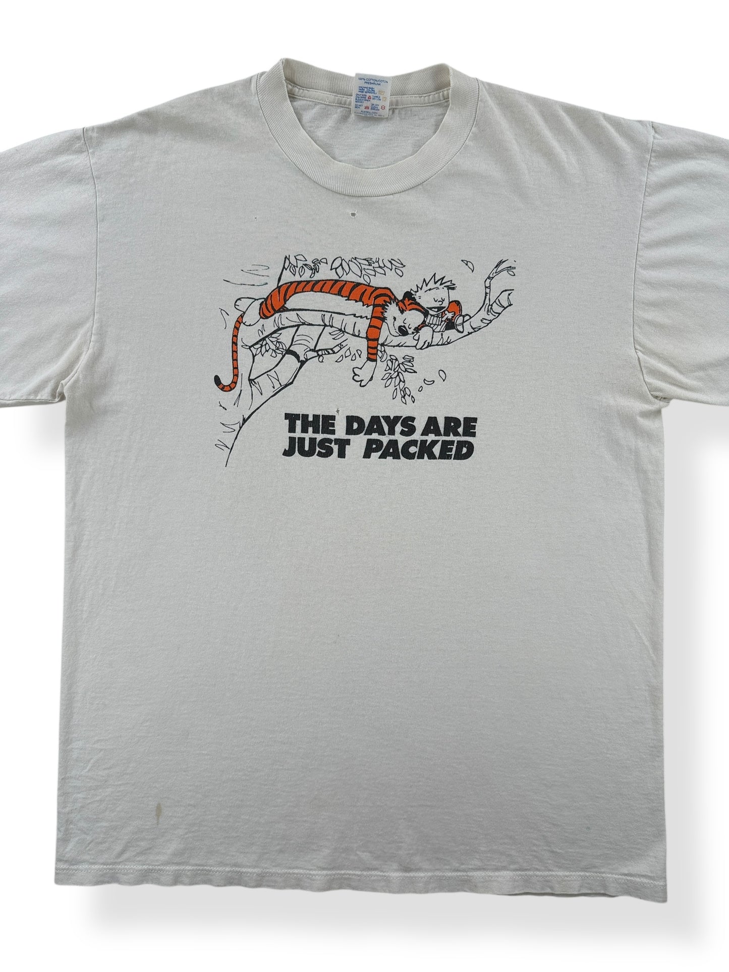 Front Close Up of Vintage Calvin & Hobbes Tee SZ L