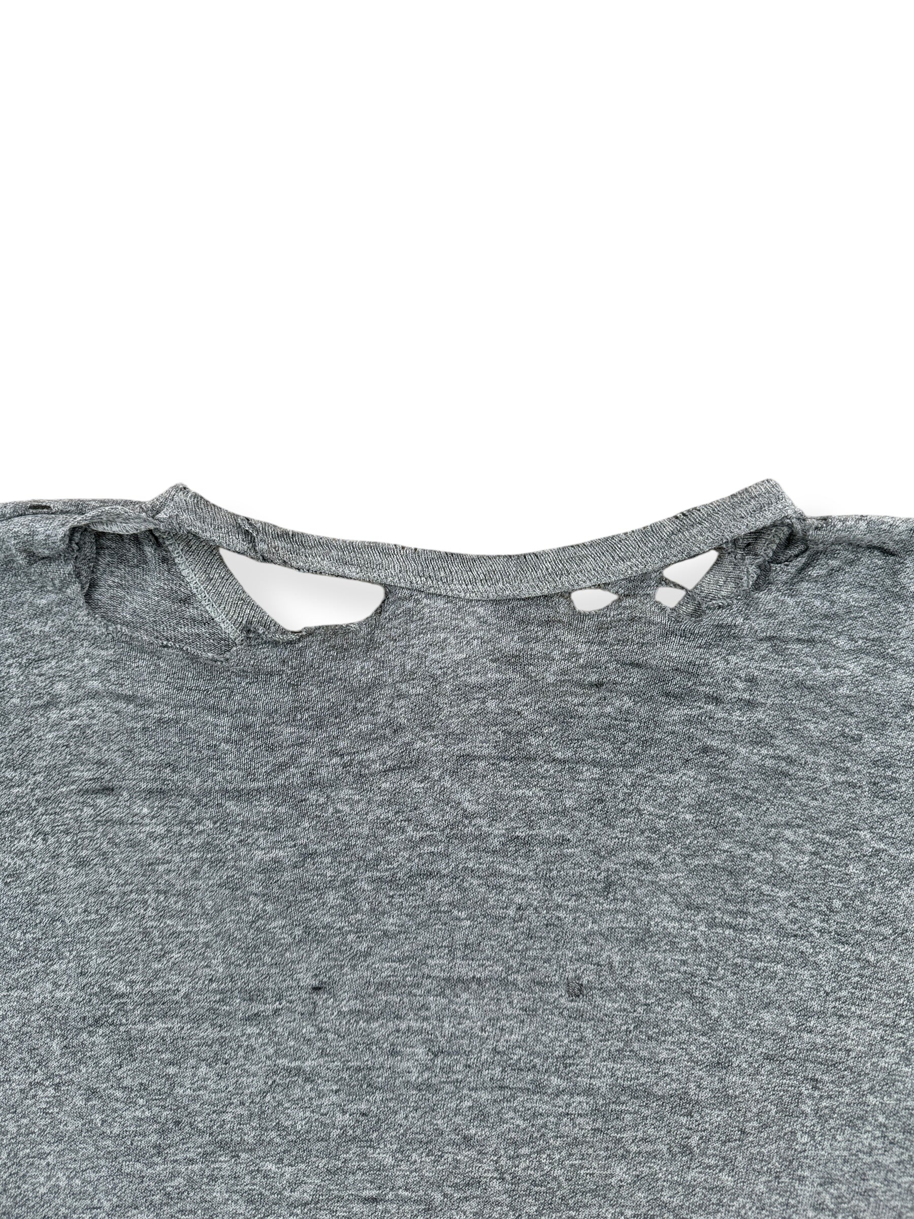 Back Distressing on Vintage Champion RISD Ripper Tee SZ M